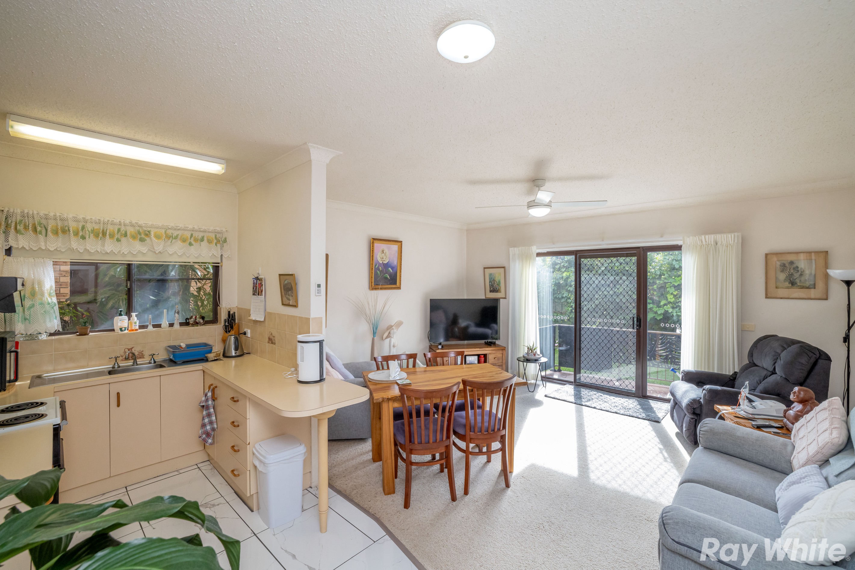 2/3-4 Pineview Close, Tuncurry, NSW 2428
