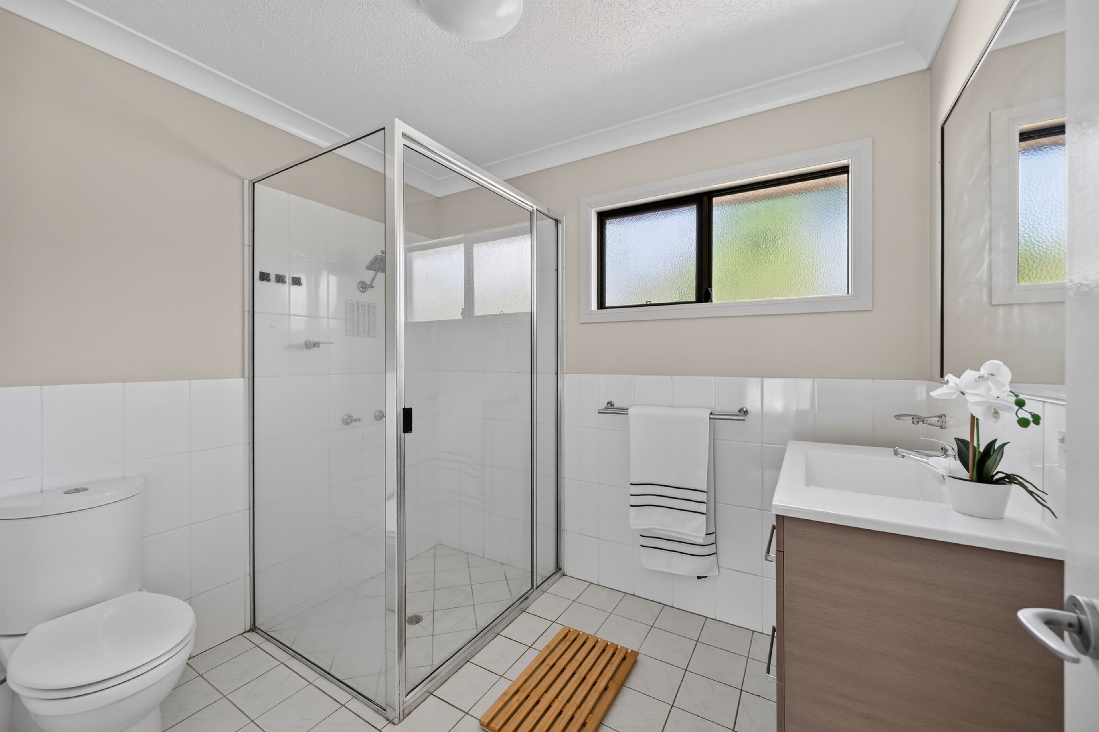 8 Mawson Street — photo 12 of 19