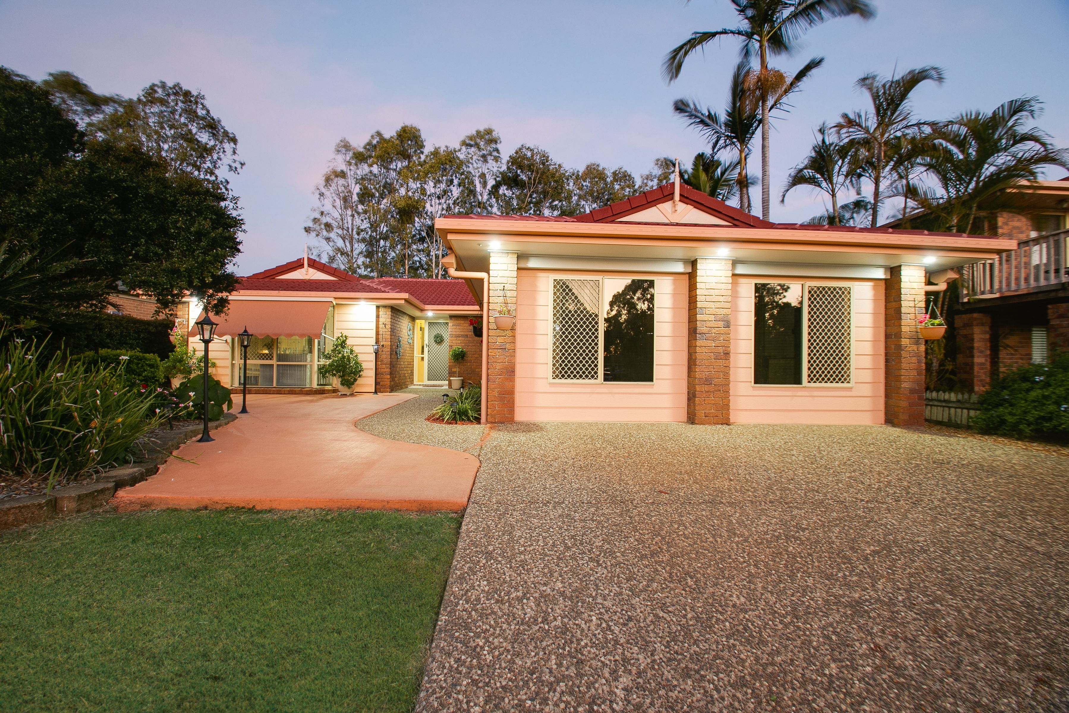 60 Jonquil Circuit, Flinders View, QLD 4305