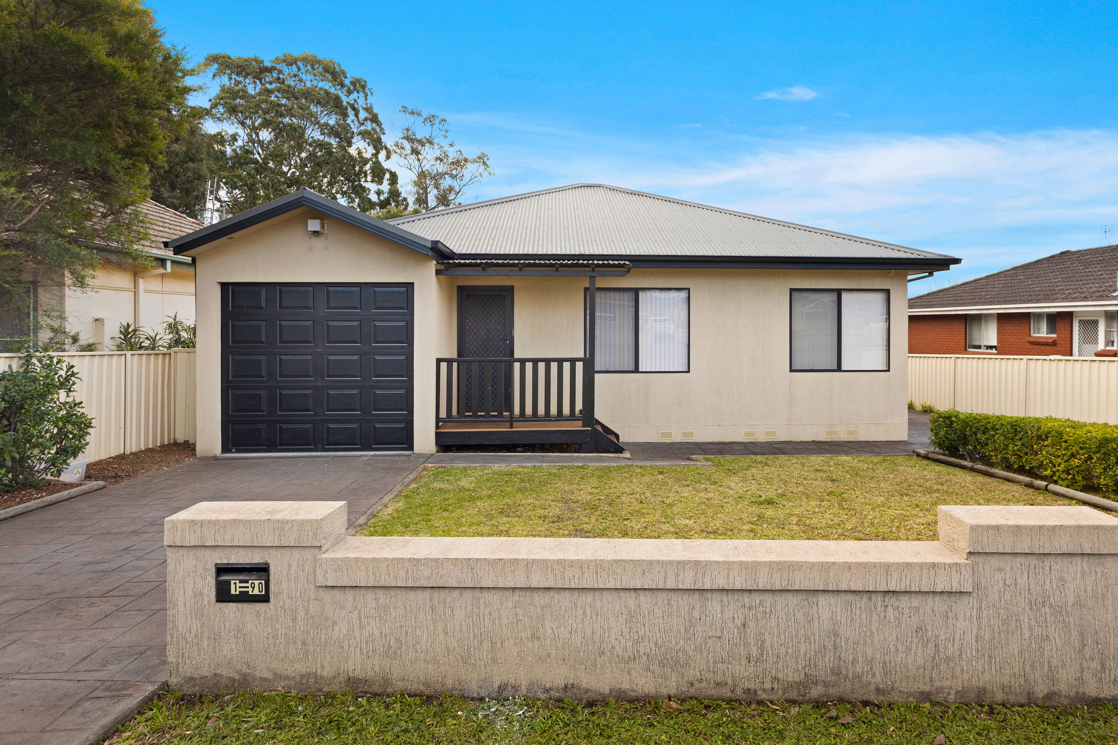 90 Wentworth Street, Oak Flats NSW 2529