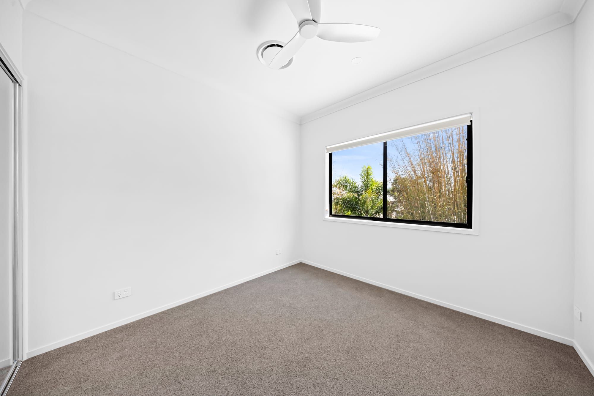 8/12-14 Koolatah Street — photo 9 of 10