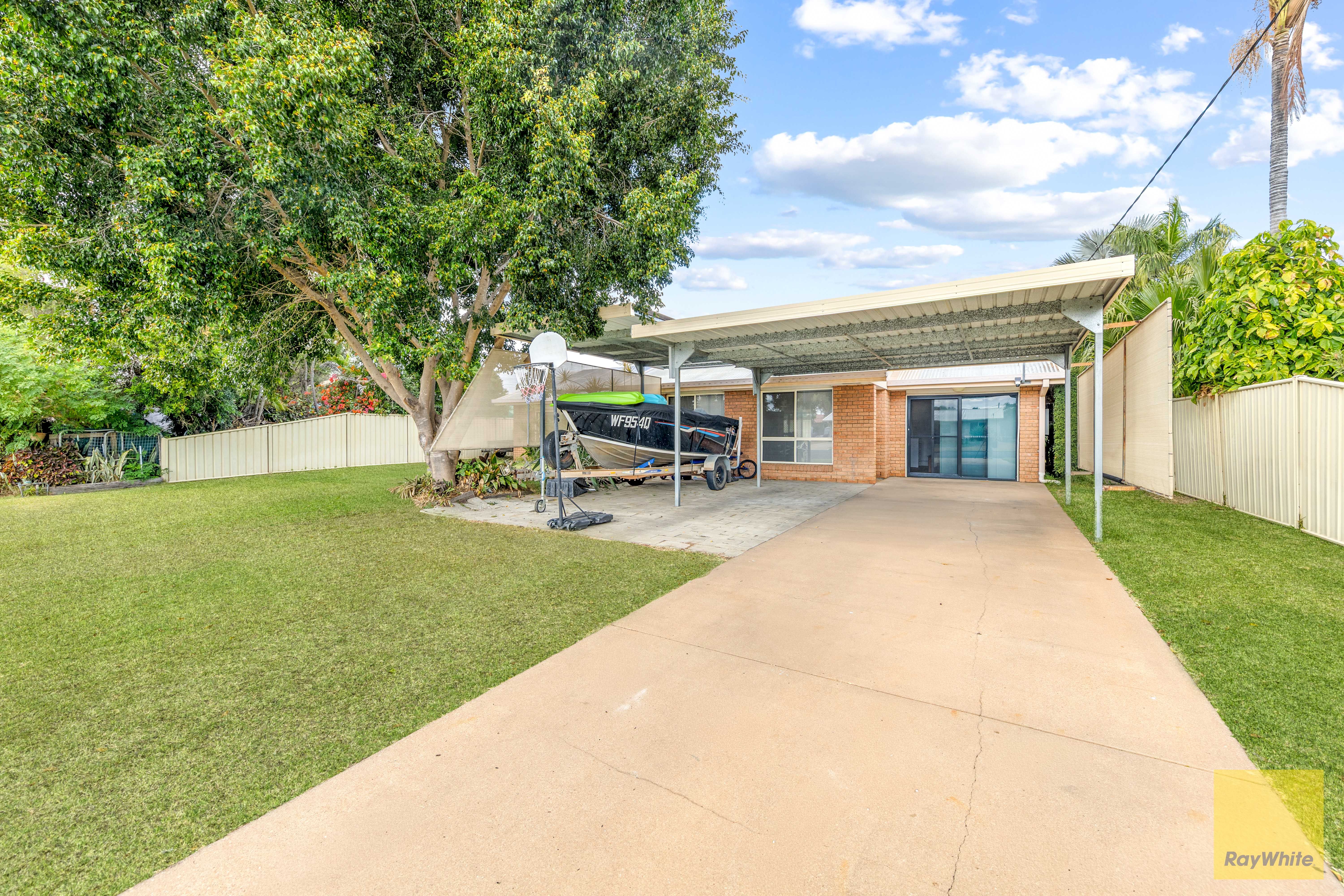 7 Barbara Court, Emerald, QLD 4720