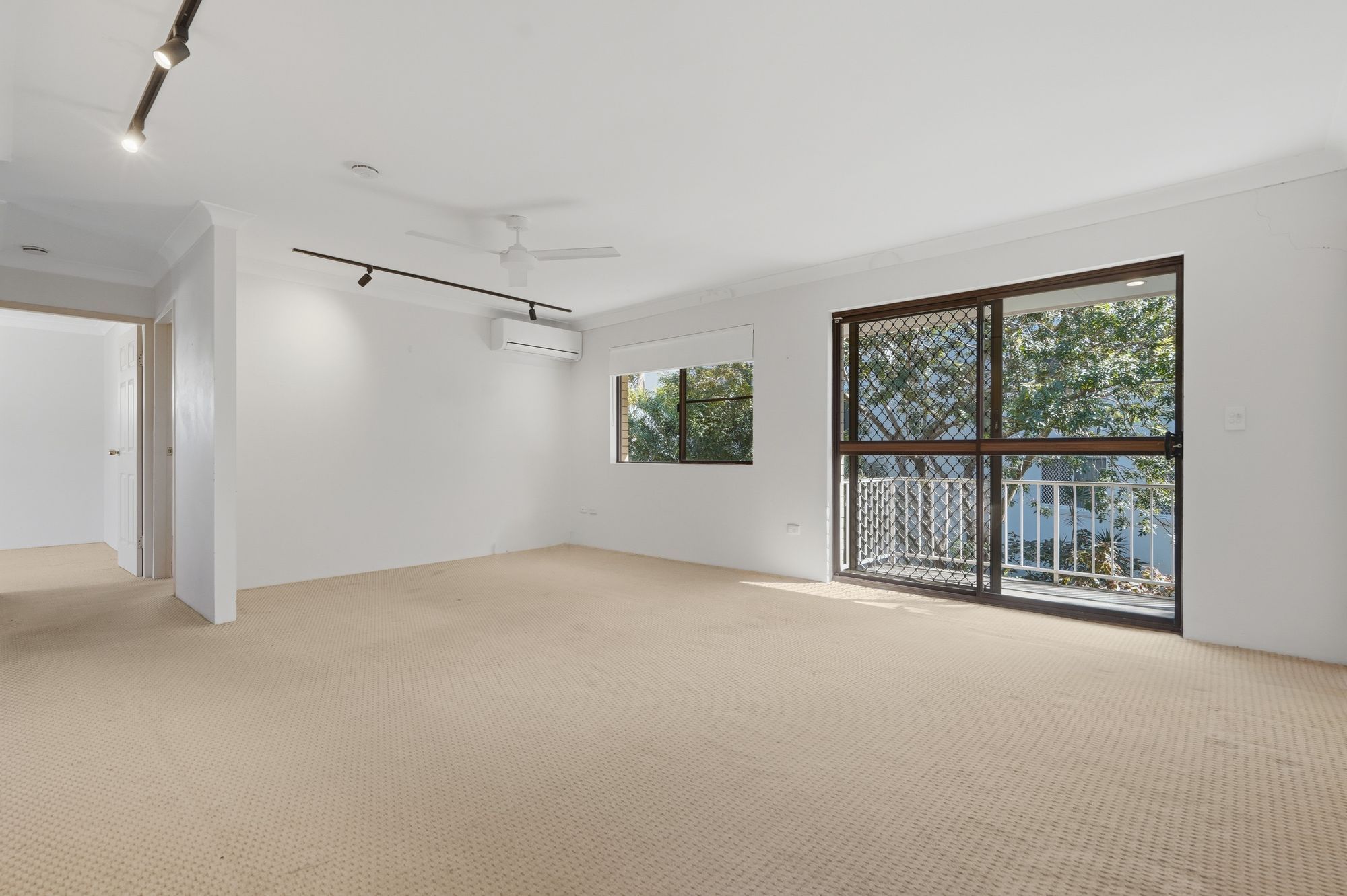 3/61 Bayview Street, Runaway Bay, QLD 4216