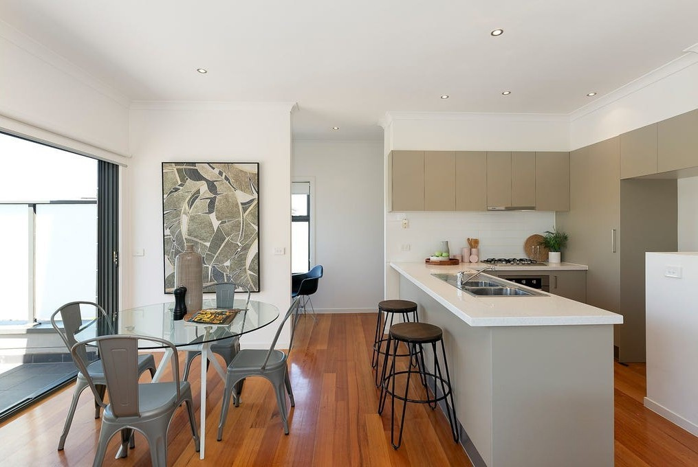 2/103 Cumberland Road — photo 3 of 5