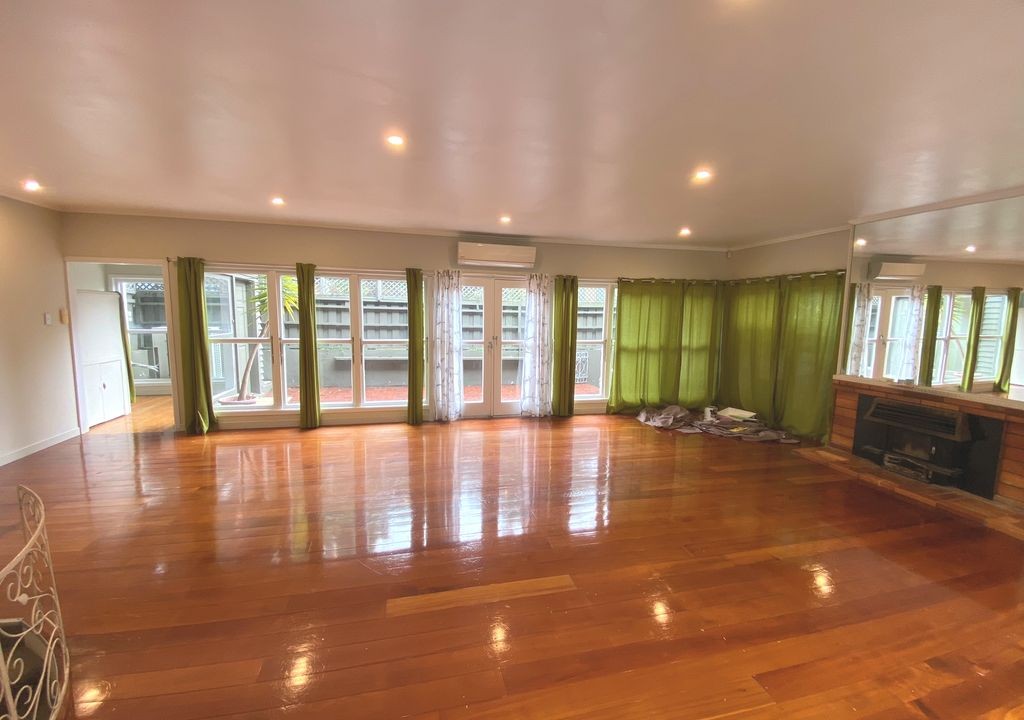 224 Godley Road, Titirangi, Waitakere City