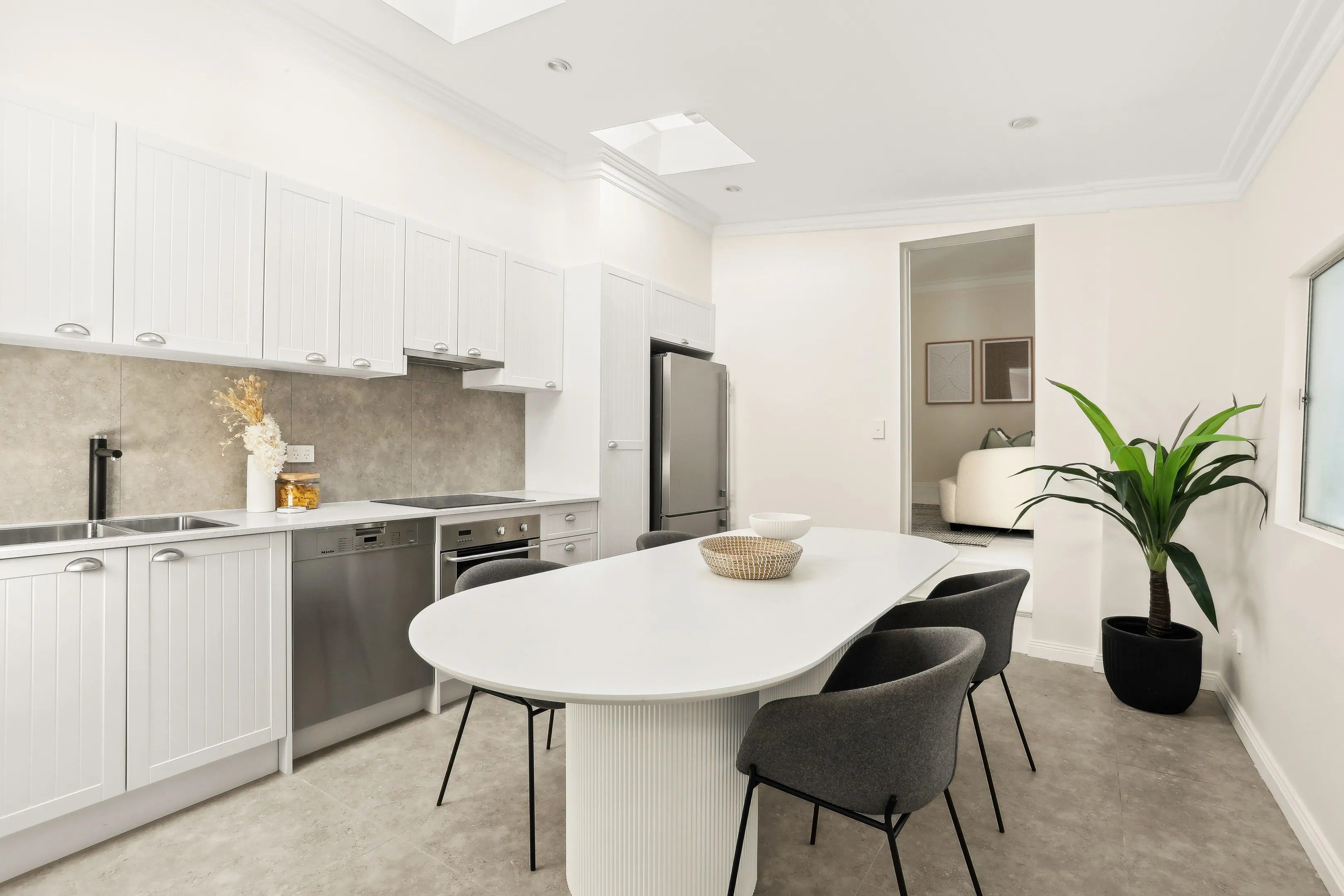 11 Walker Street — photo 3 of 11