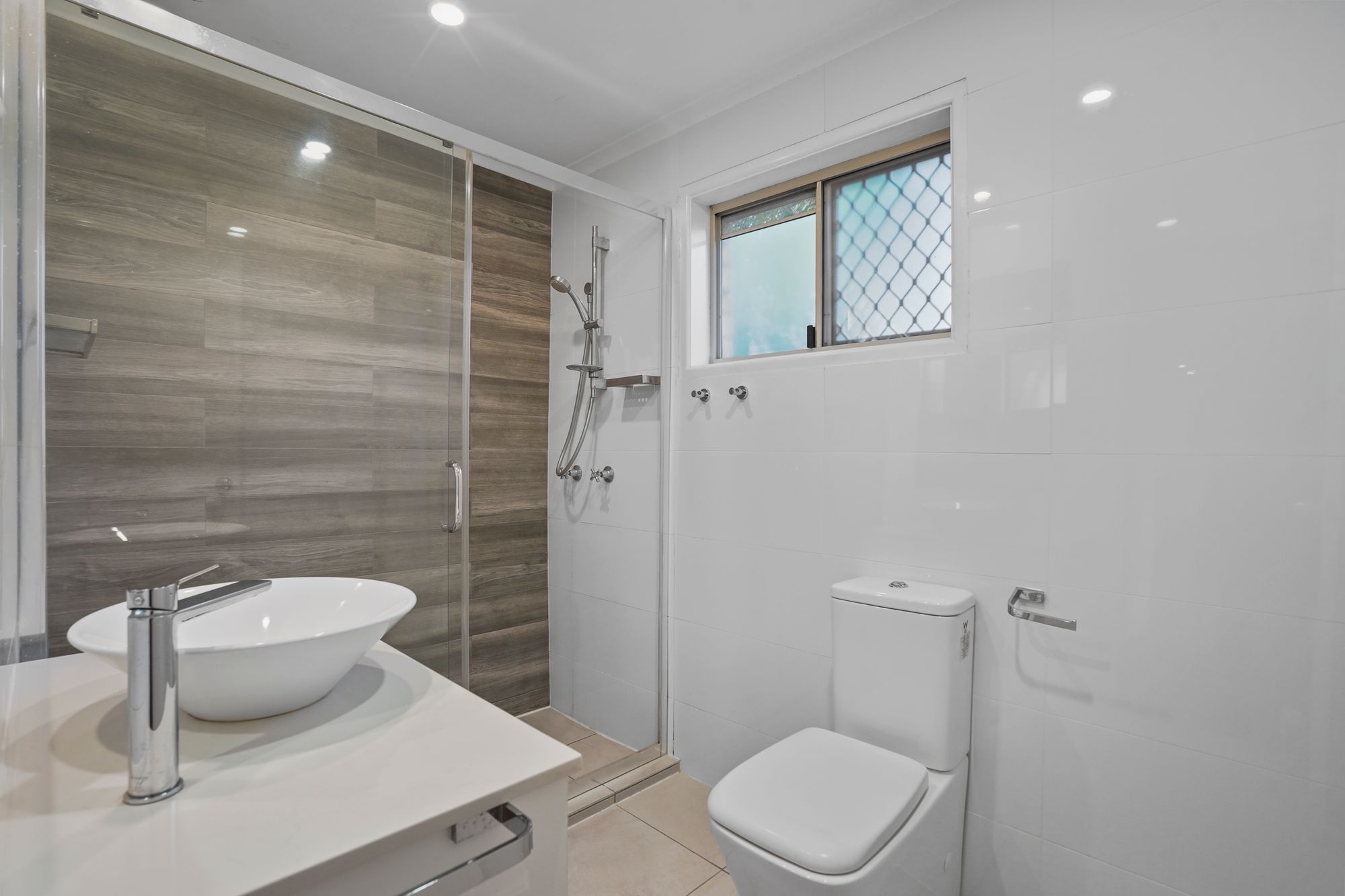 27 Barrine Drive — photo 13 of 26