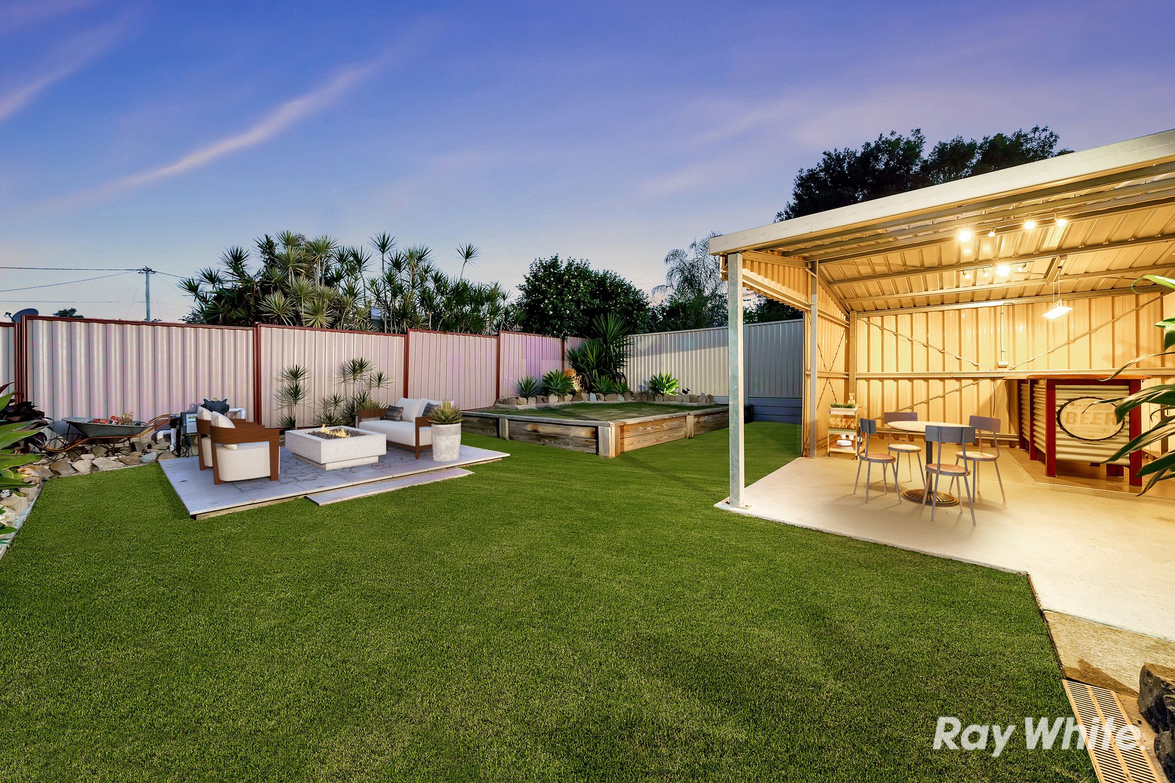 17 Mitchell Street, Boronia Heights, QLD 4124