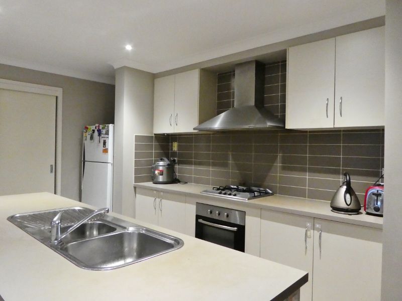 6 Northumbria Street, Cranbourne East, VIC 3977