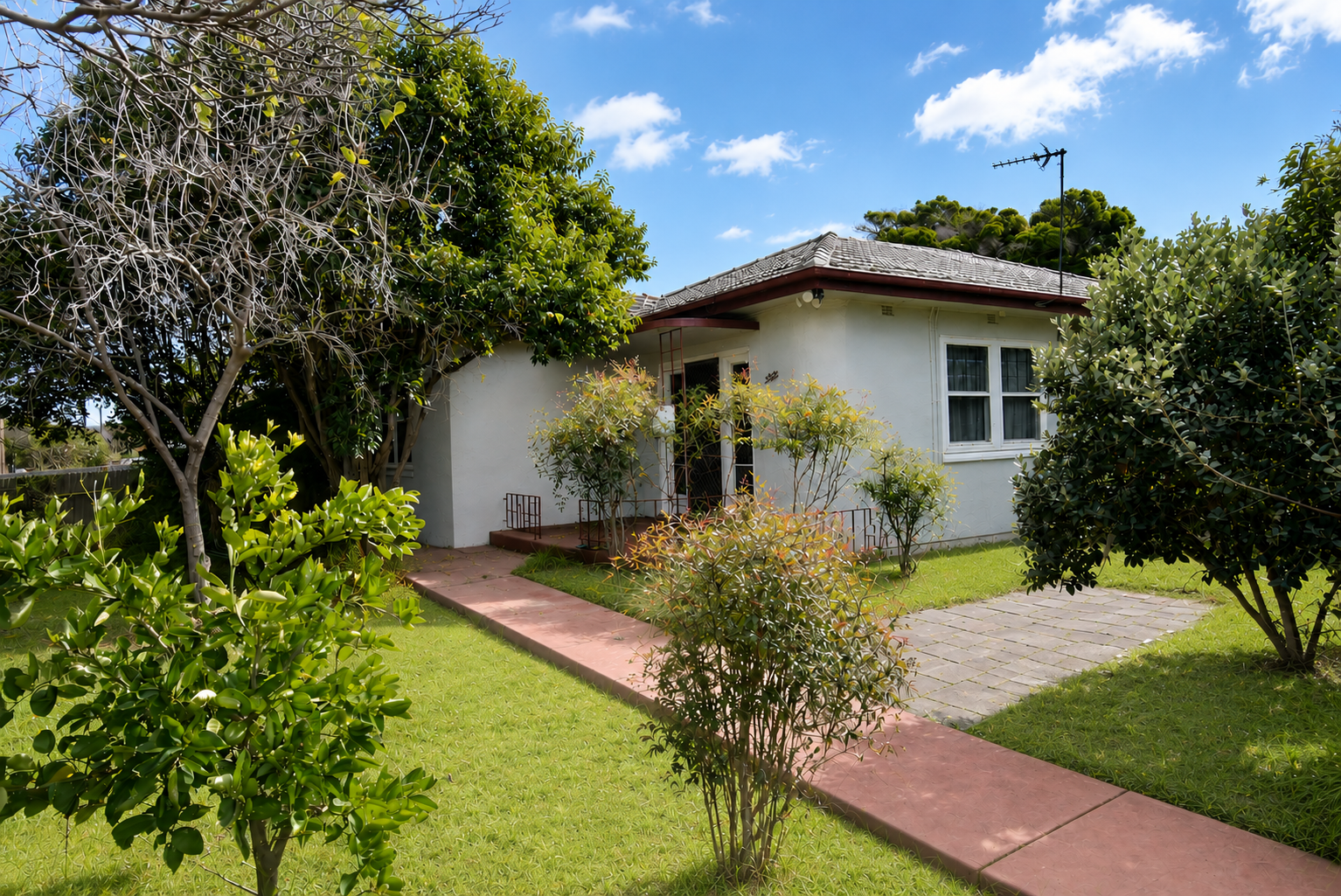 103 Simpson Street — photo from Ray White Rural Dubbo