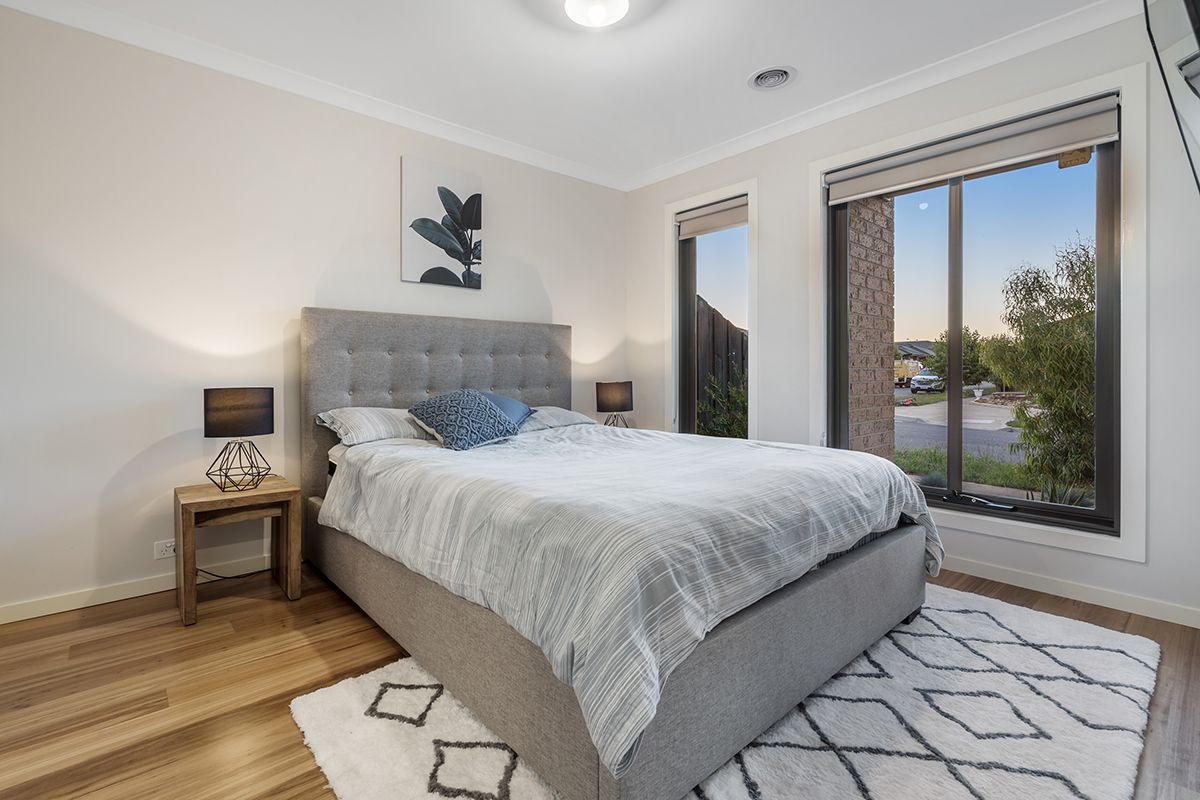 16 Chambly Drive, Mickleham, VIC 3064