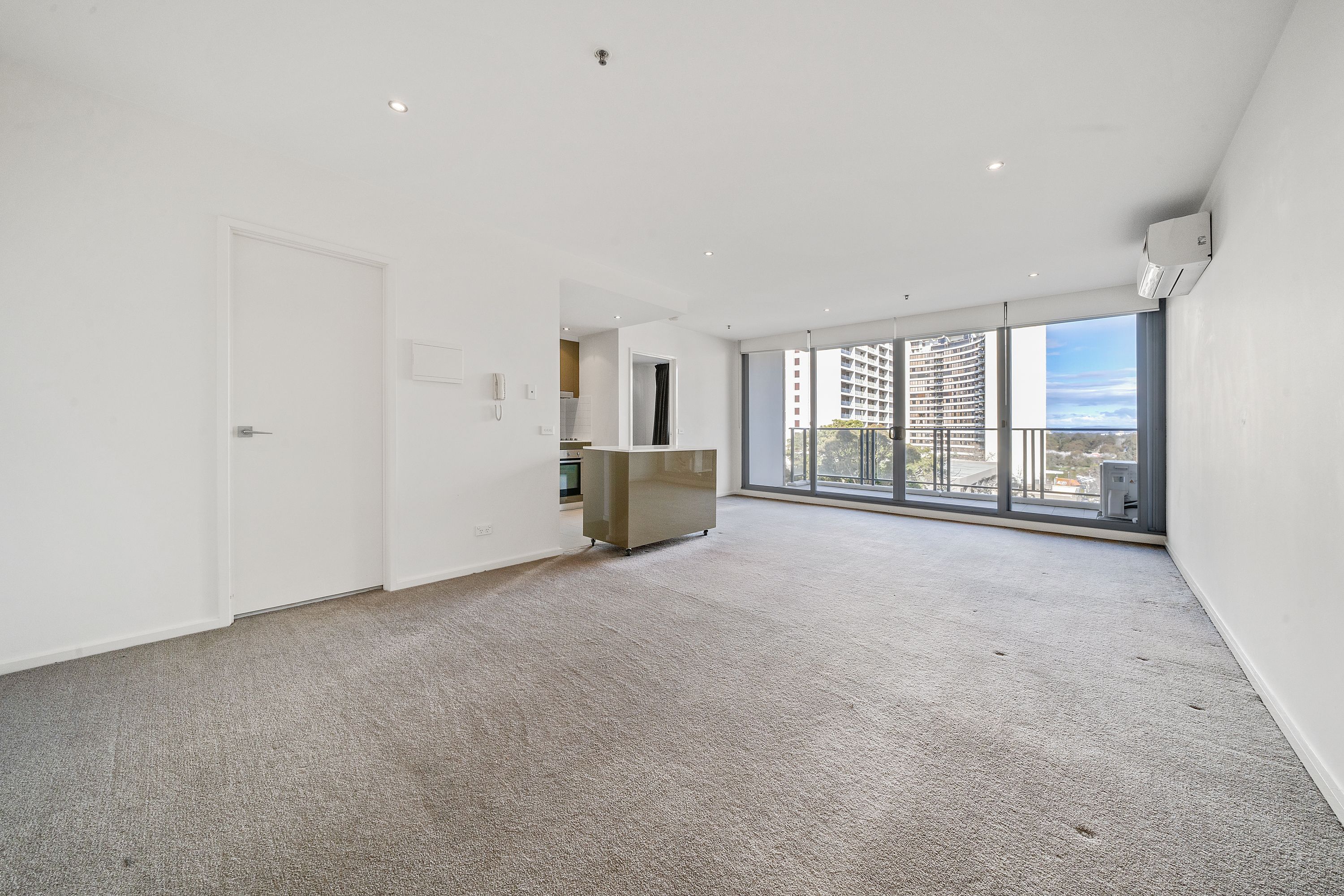 2 Edinburgh Avenue, City ACT 2601