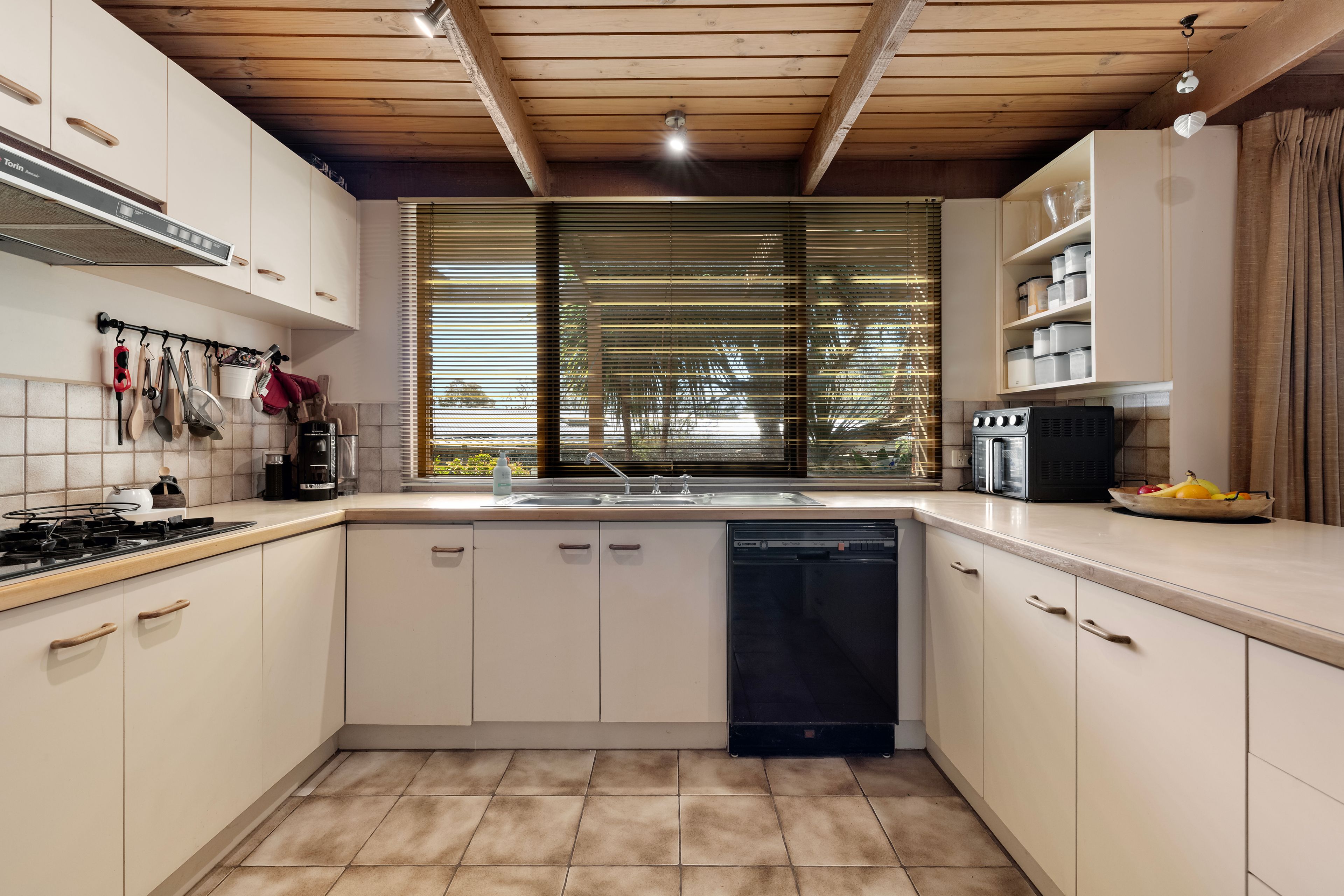 3 Cherbourg Court — photo 5 of 13
