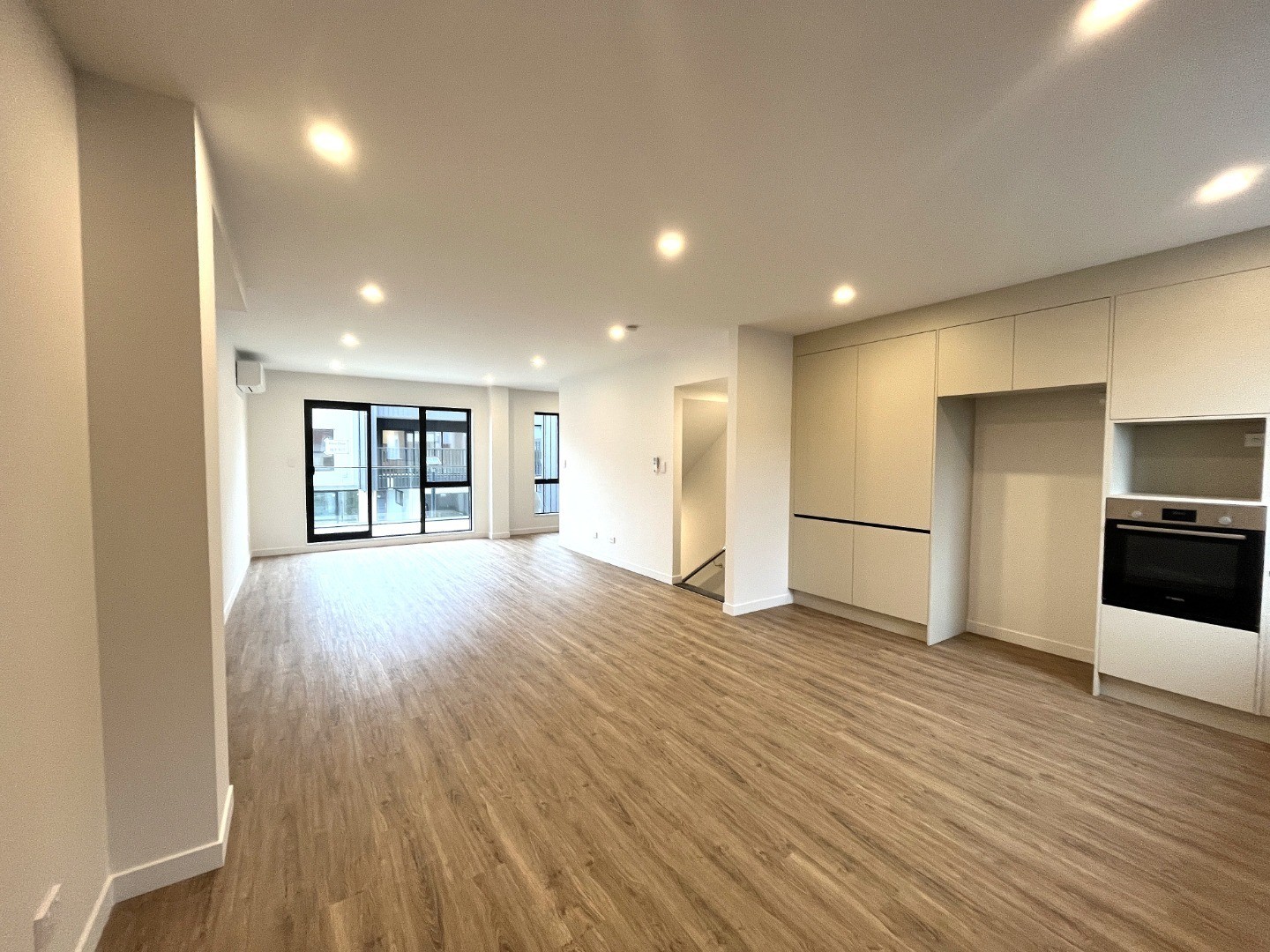 11 Irwin Lane, Windsor Park, North Shore City