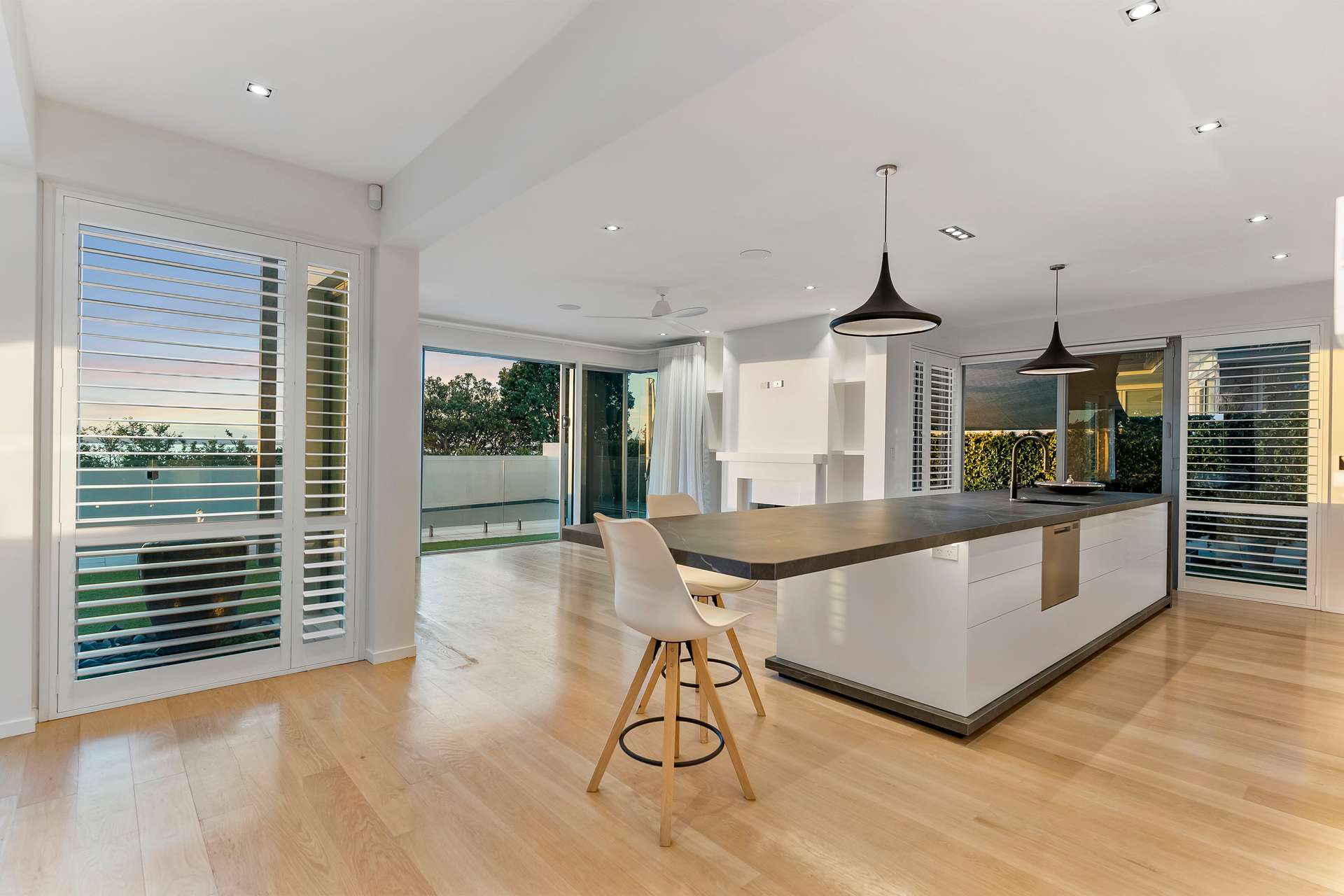 41 Cliff Road photo 2