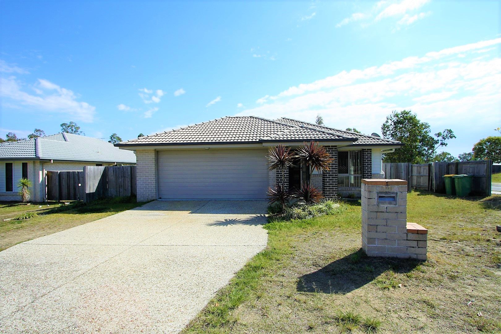 14 Gordon Drive, Bellbird Park, QLD 4300