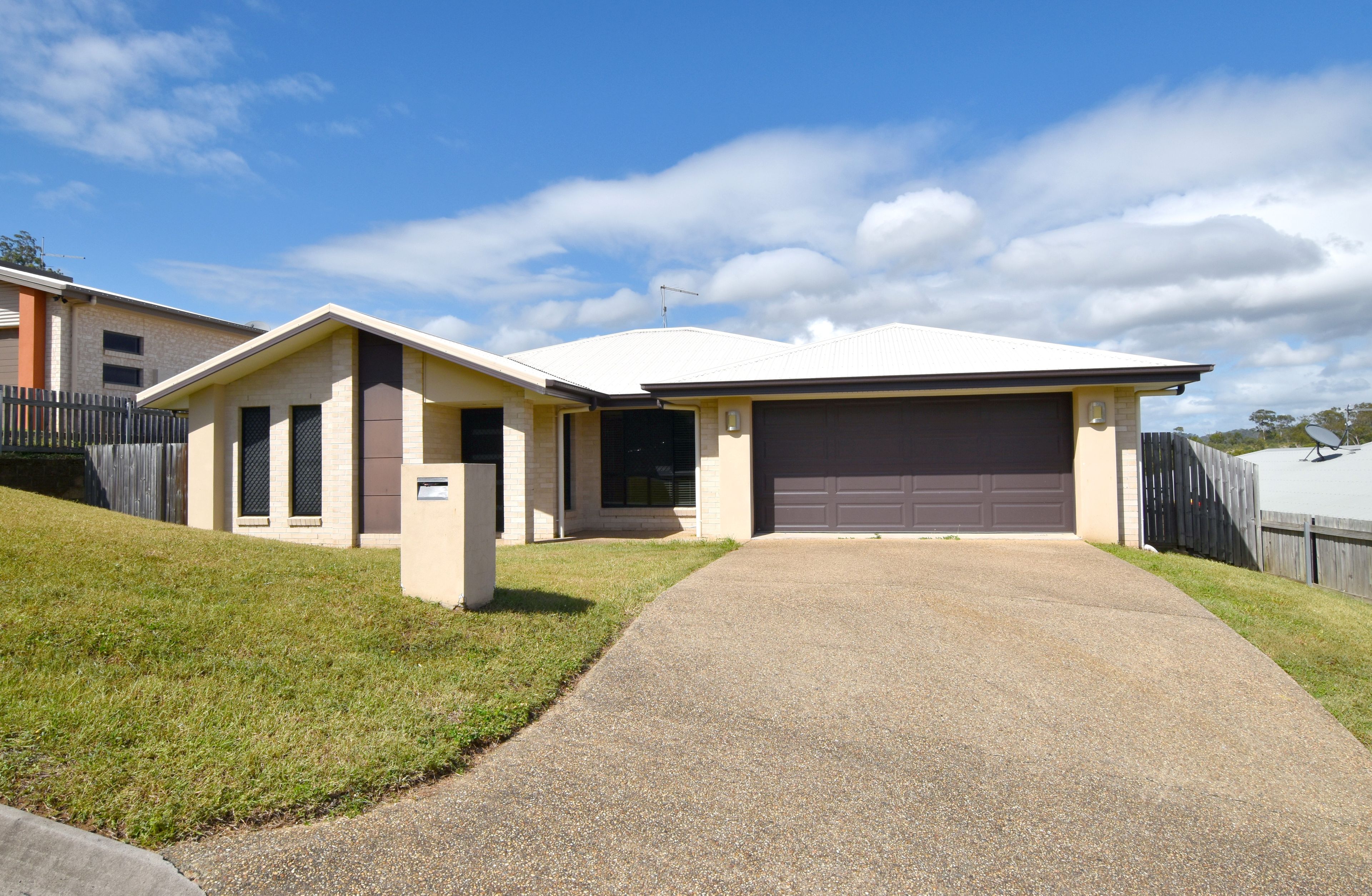 4 Wuruma Court, Clinton, QLD 4680