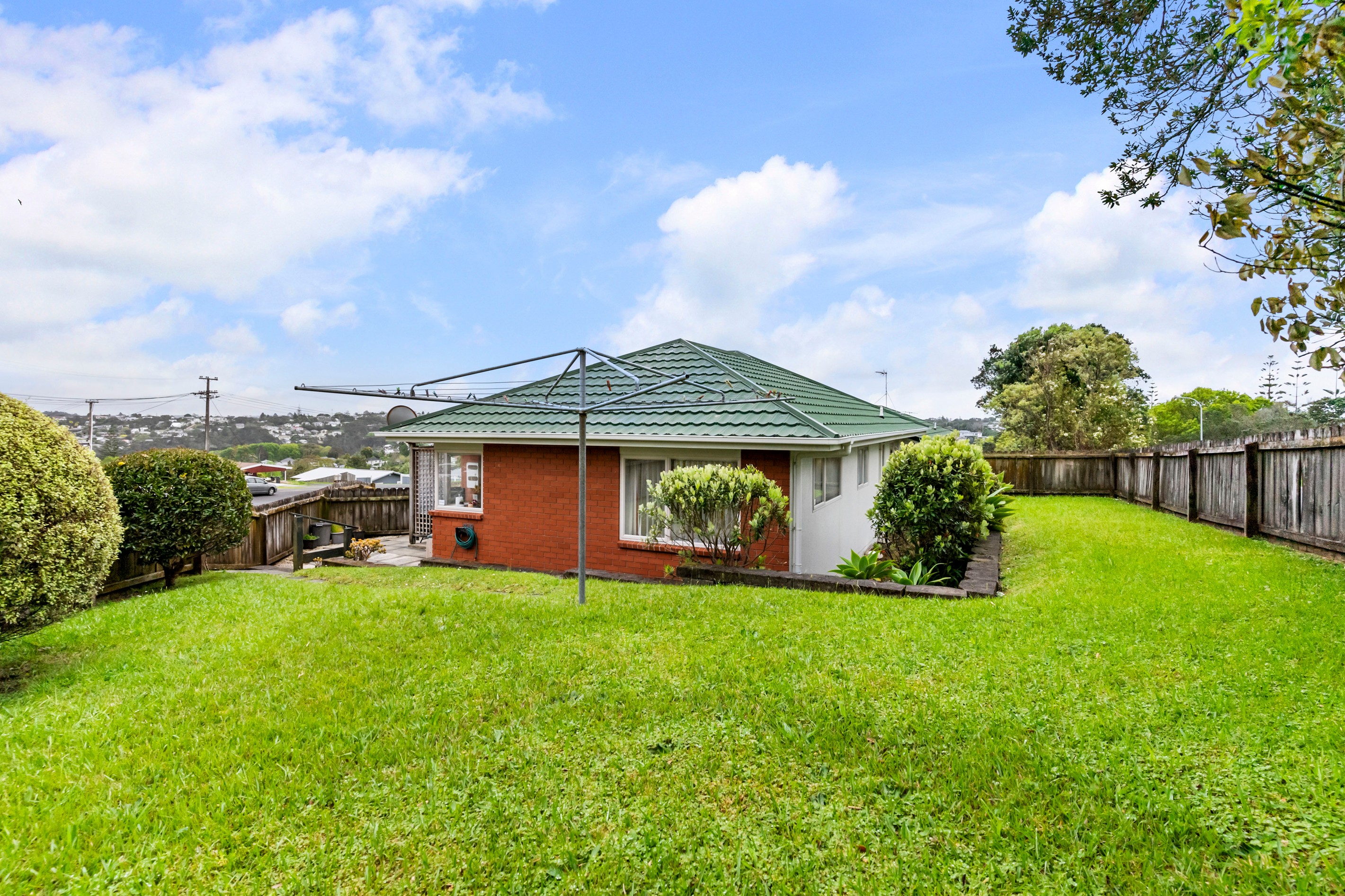 355 Glenfield Road, Glenfield, North Shore City