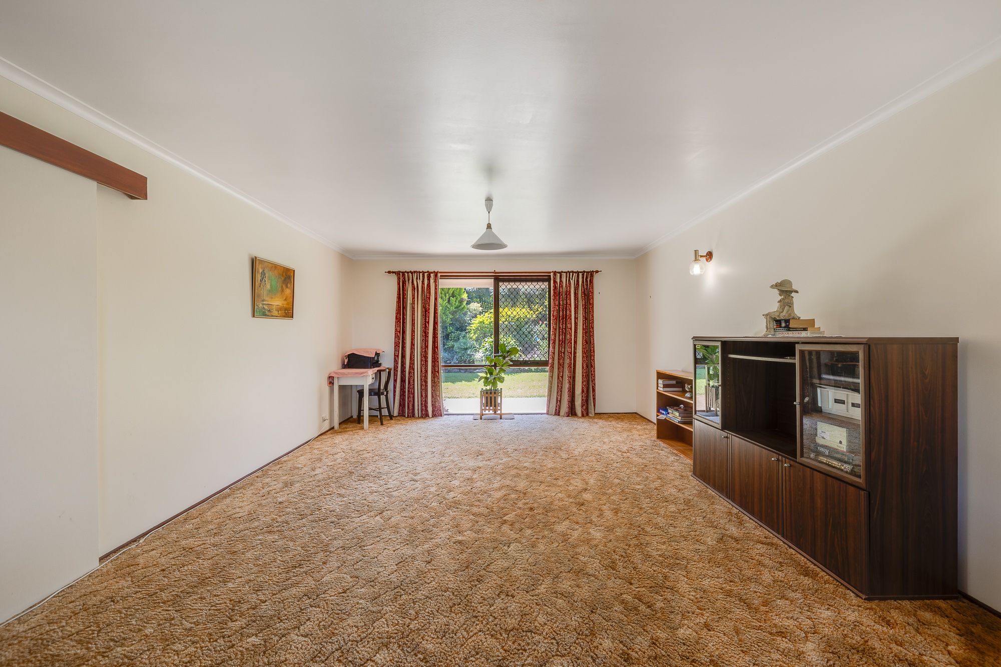 52 Charker Street — photo 9 of 24