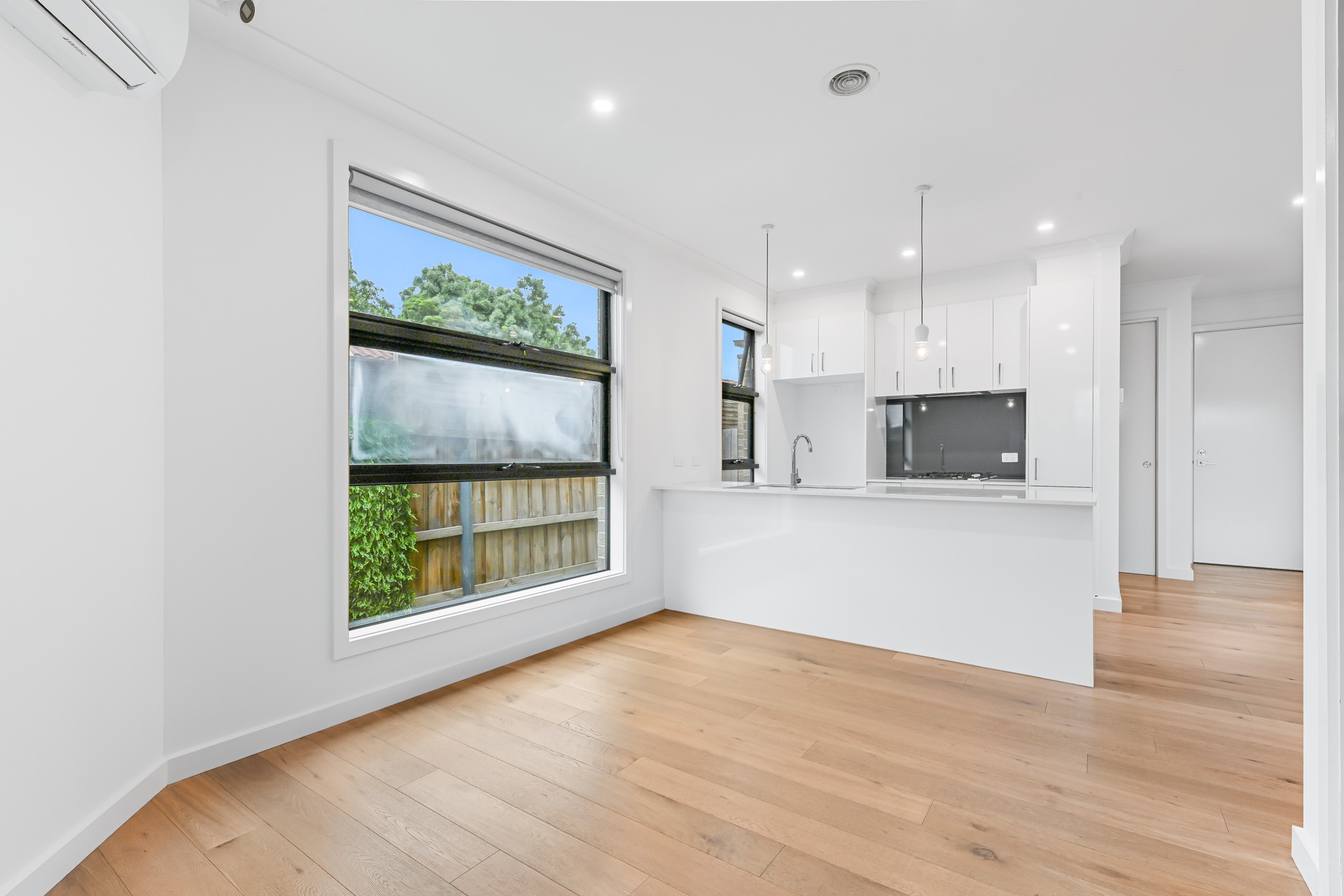 2/42 Booker Street, Cheltenham, VIC 3192