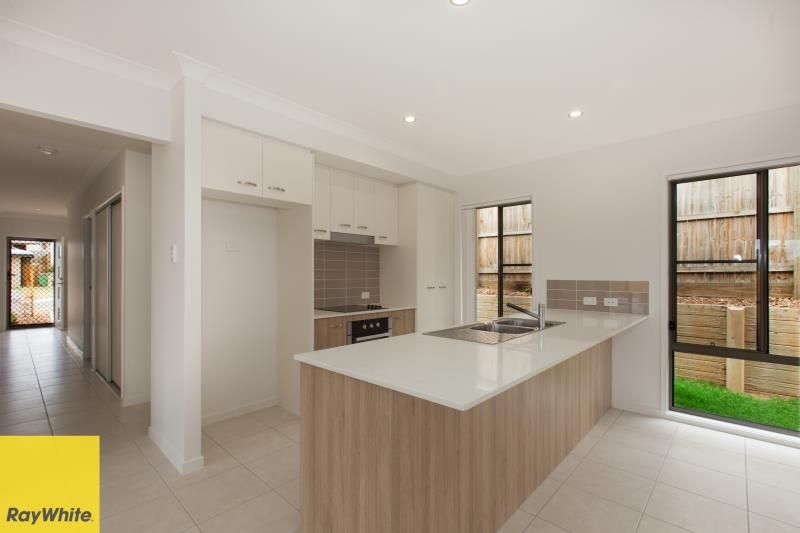36 Essington Mews, Leichhardt, QLD 4305