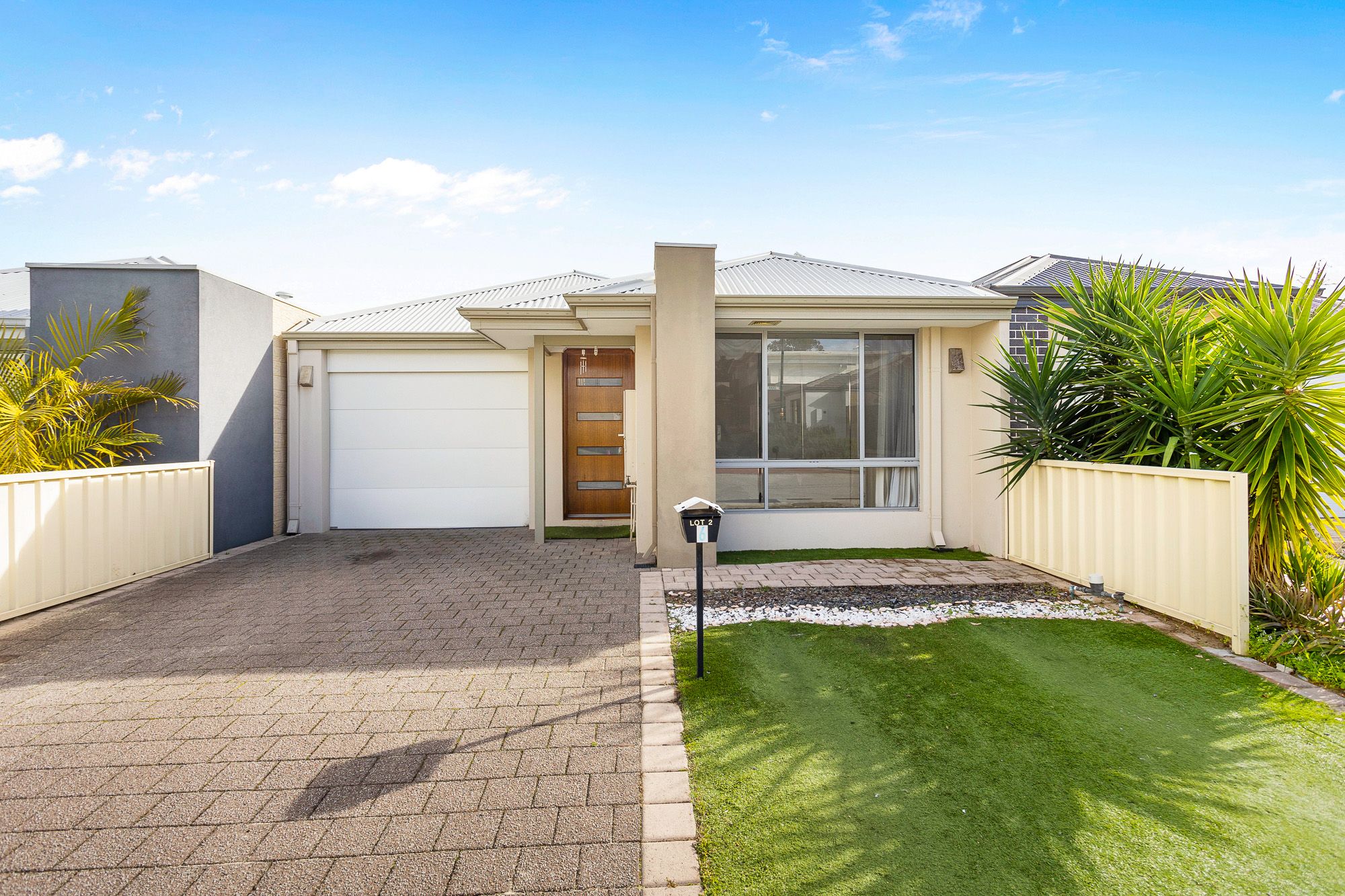 6 Dana Way, Madeley, WA 6065