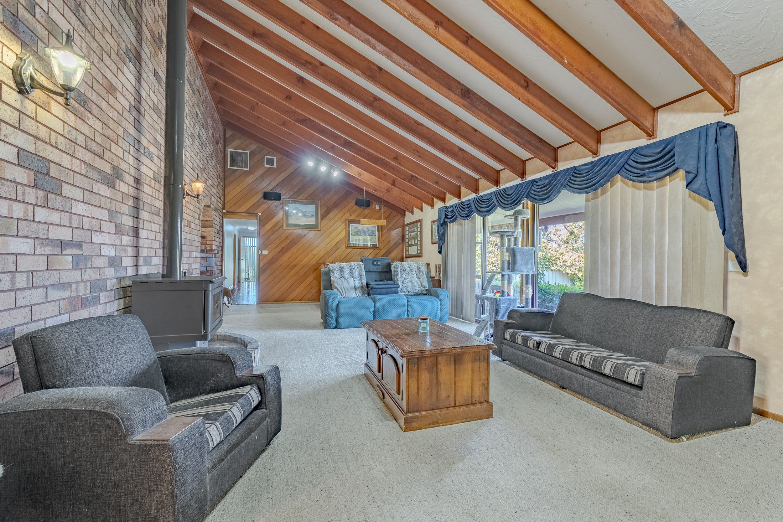 36R Peak Hill Road — photo 3 of 20