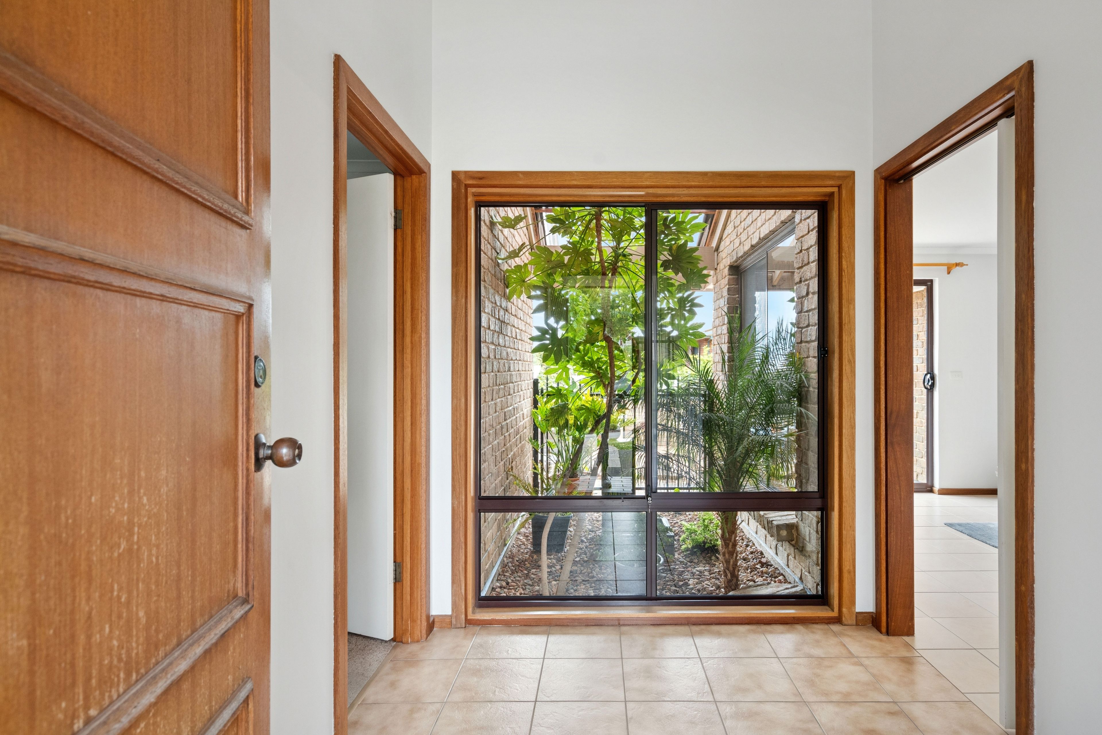 8 Monaco Circuit, Aberfoyle Park, SA 5159