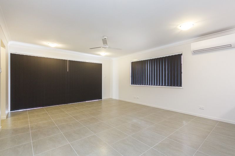 43 Arcadia Street — photo 3 of 8