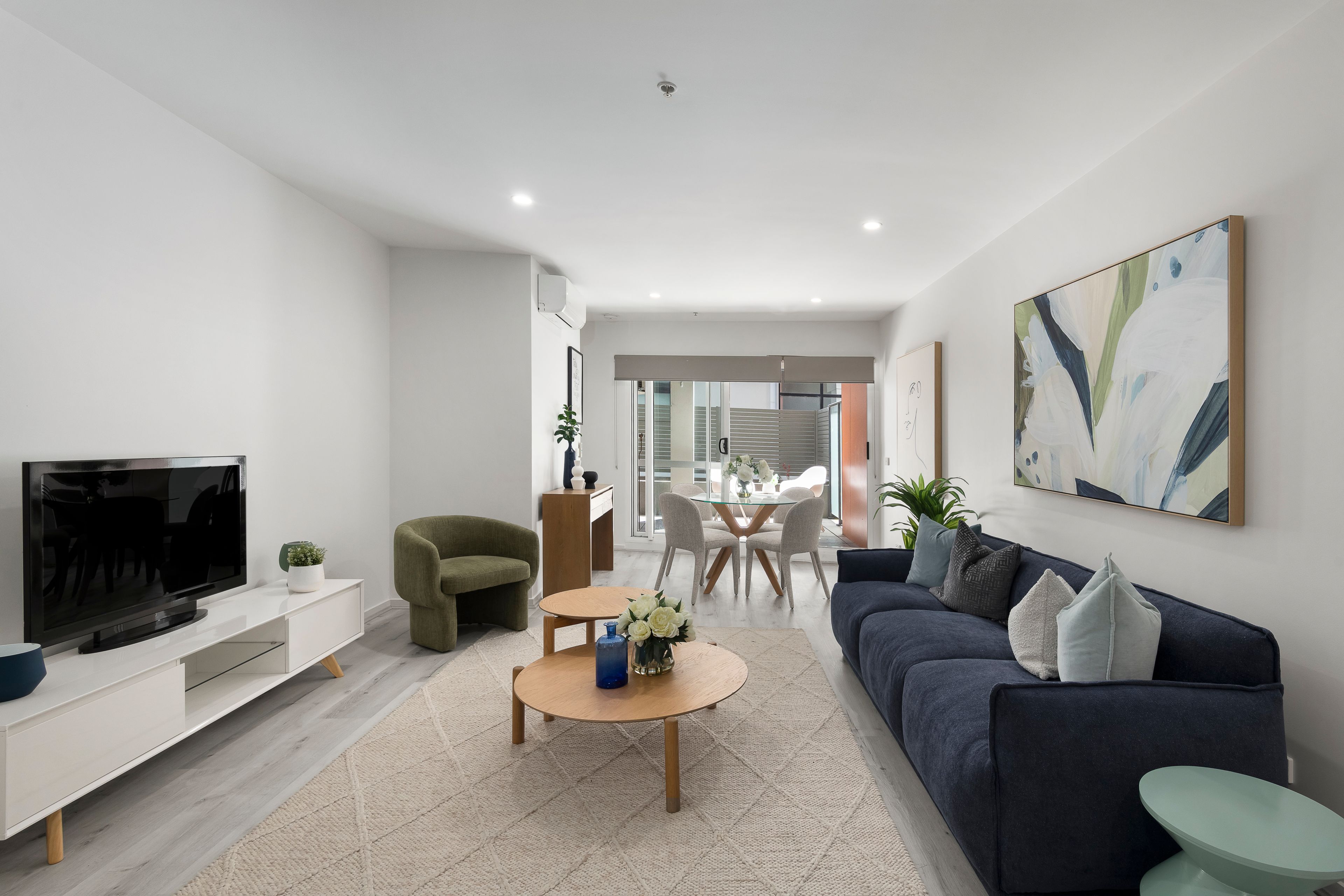 95 Warrigal Road, Hughesdale VIC 3166