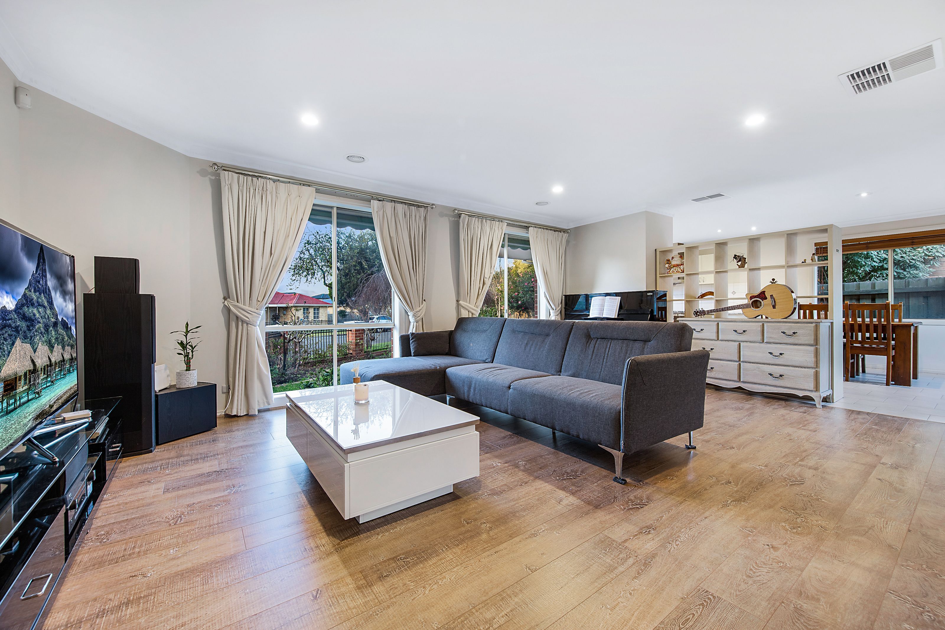 21 Fernhurst Drive, Glen Waverley VIC 3150