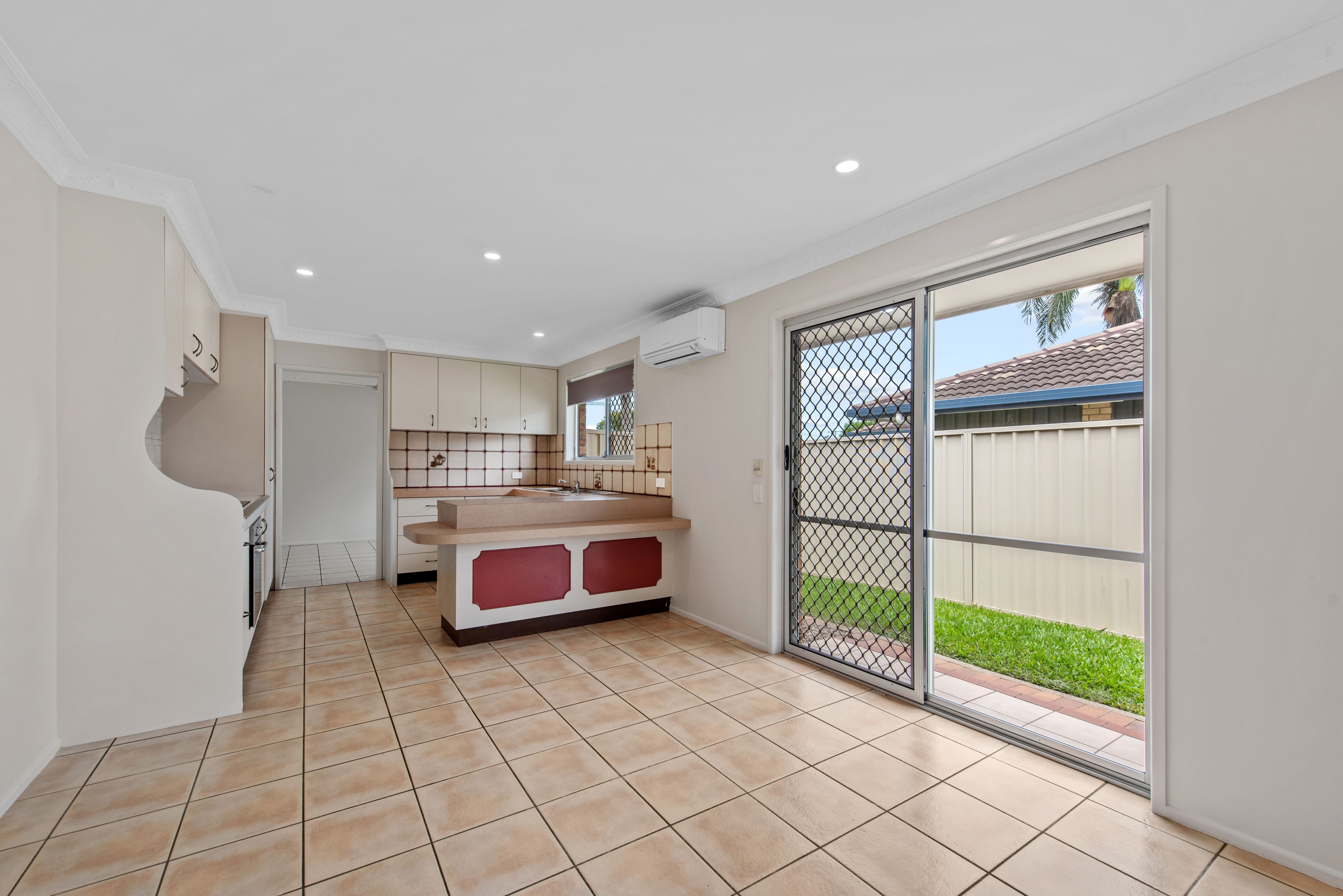 4 Kevin Grove, Caboolture South, QLD 4510
