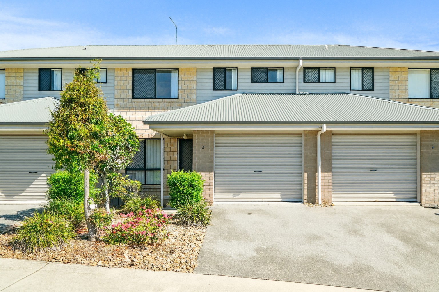 2/19 Flower Place, Richlands, QLD 4077