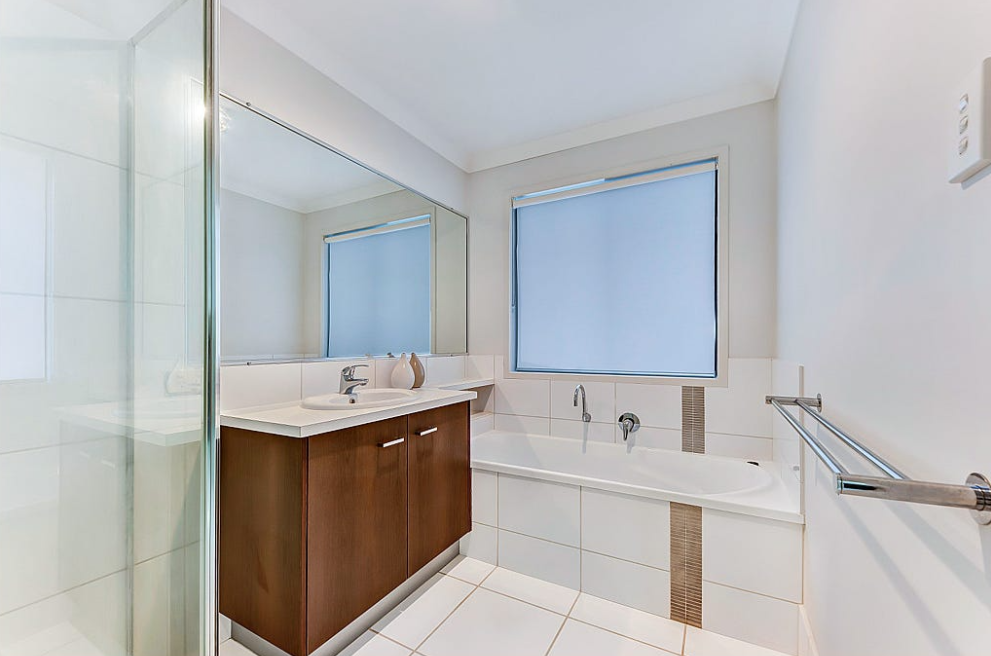13 Ribbonwood Street — photo 9 of 14