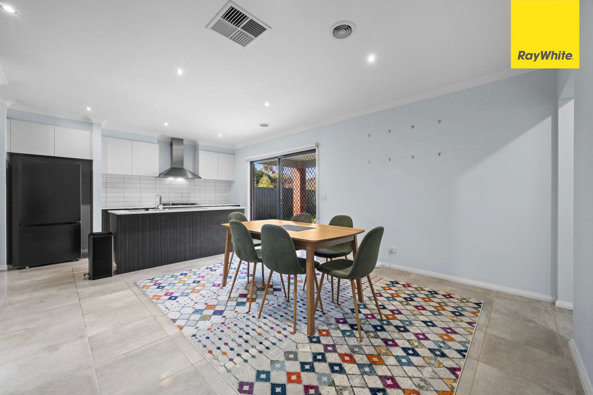 12 Toogoolawah Drive — photo 11 of 20