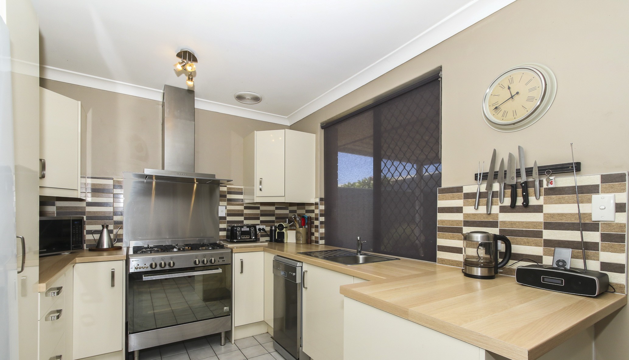 17 Lorikeet Loop, High Wycombe, WA 6057