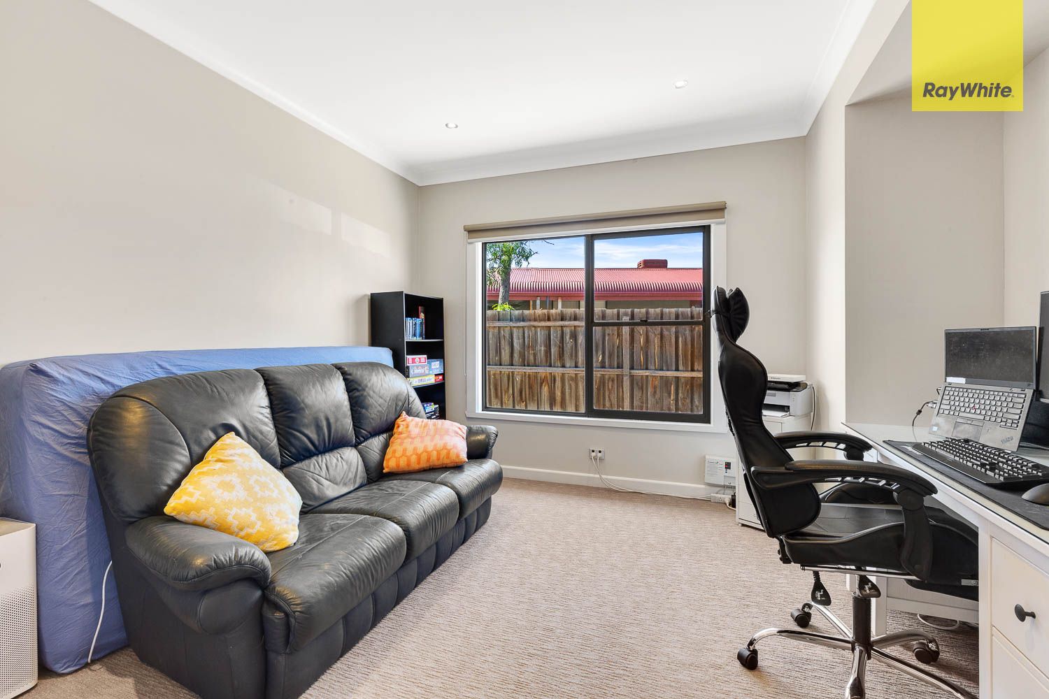 52 Young Street — photo 8 of 13