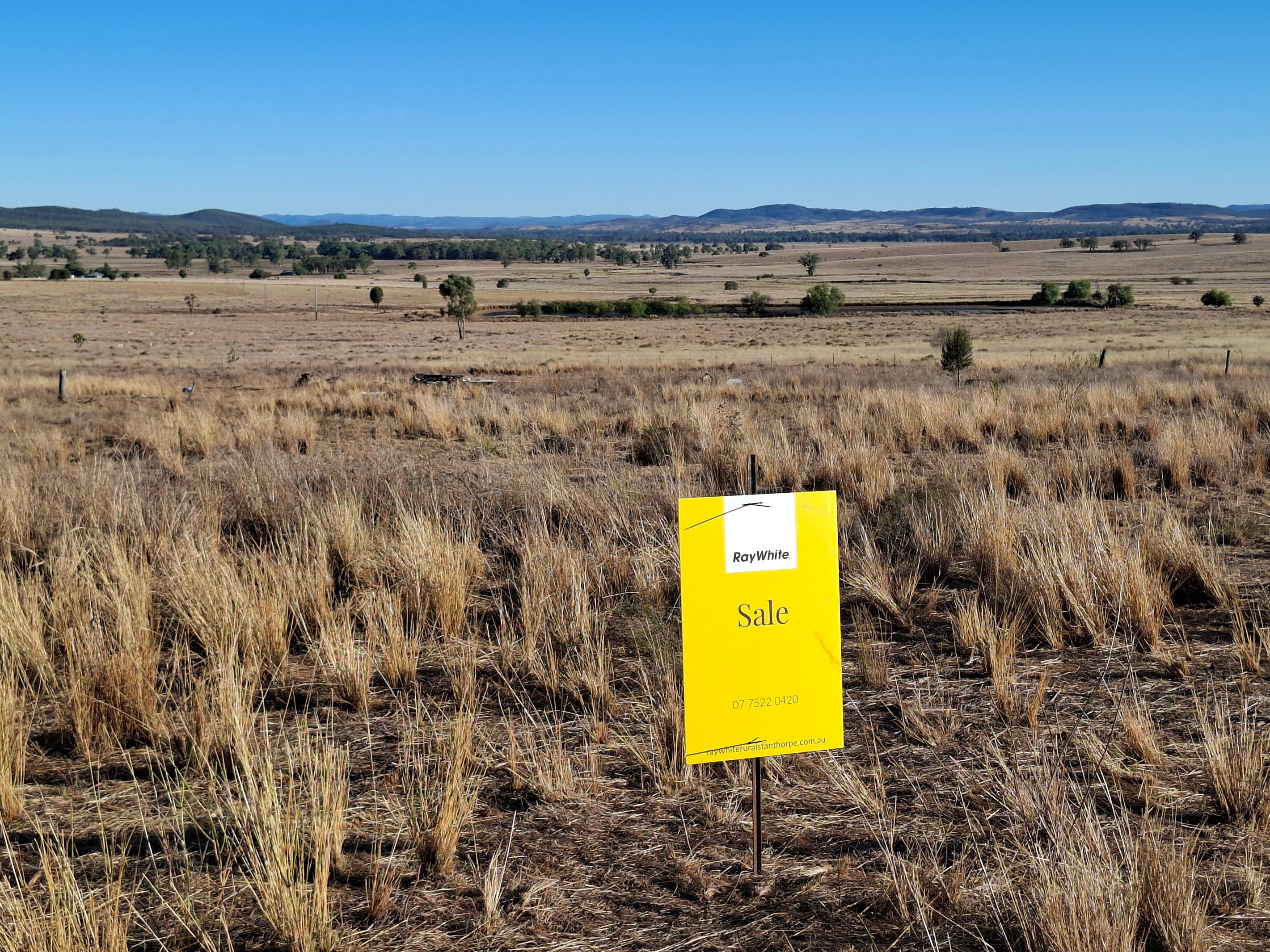 303 Raleigh Road, Silver Spur, QLD 4385