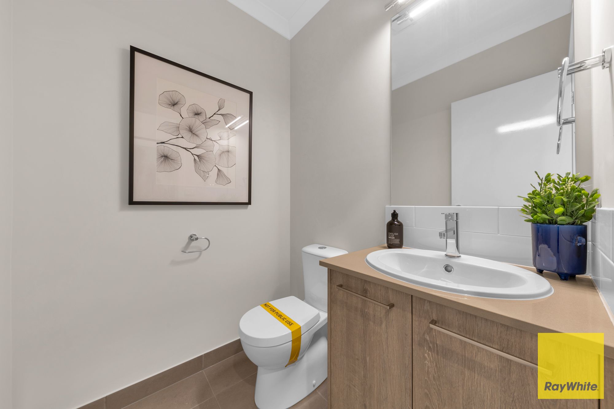64 Mendocino Crescent — photo 19 of 30