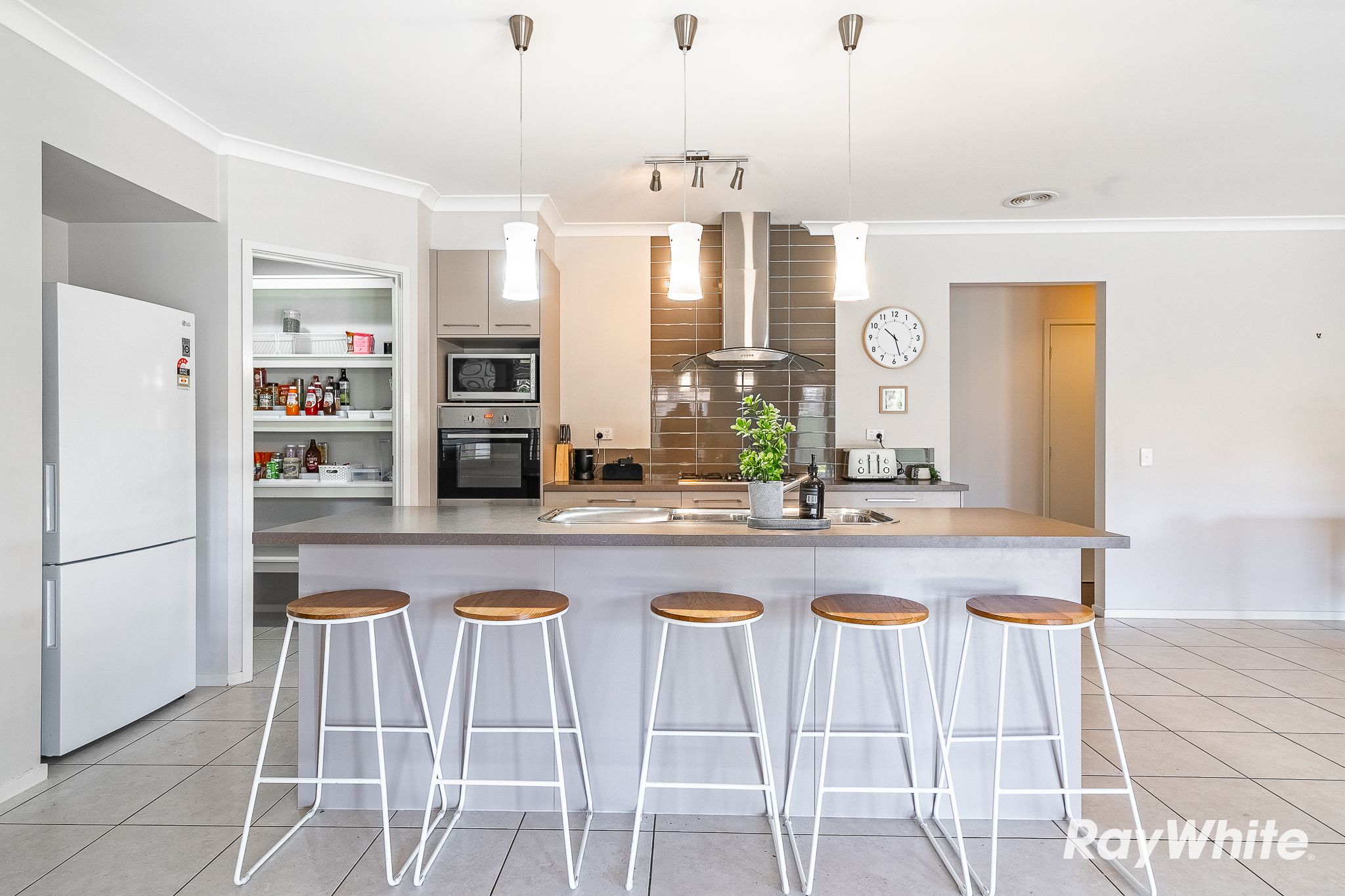26 Lanark Drive, Junortoun, VIC 3551
