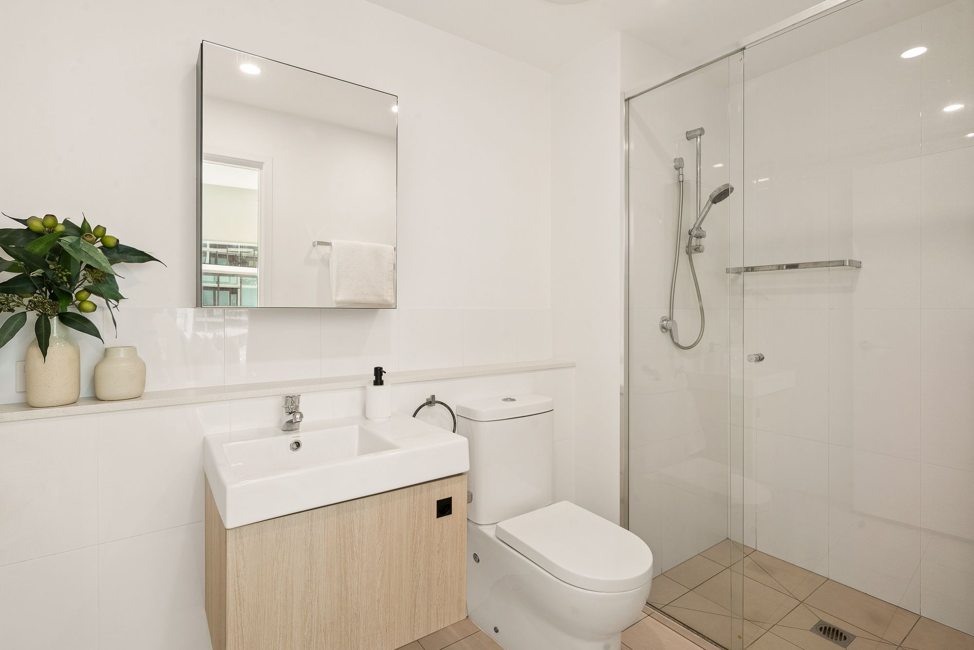 31308/24 Stratton Street — photo 12 of 18