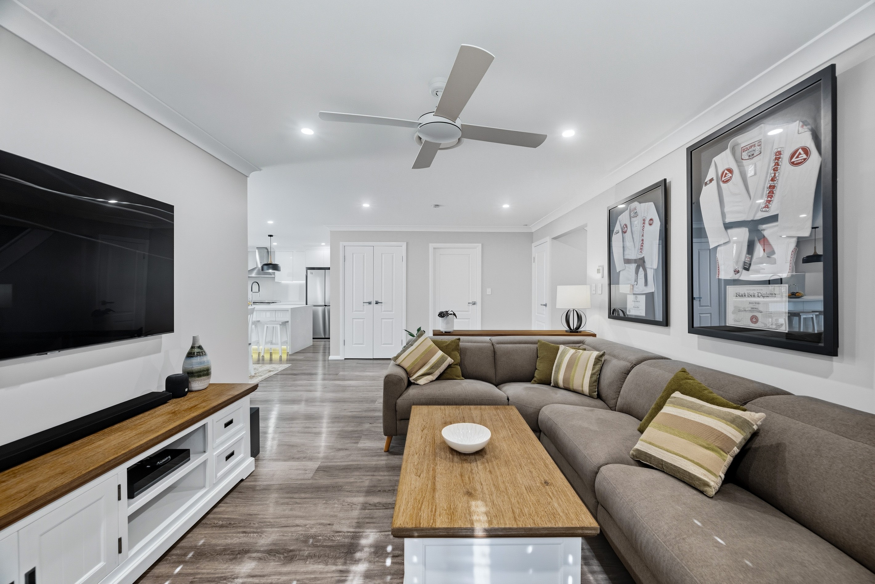 14 Cerdon Place, JORDAN SPRINGS, NSW 2747