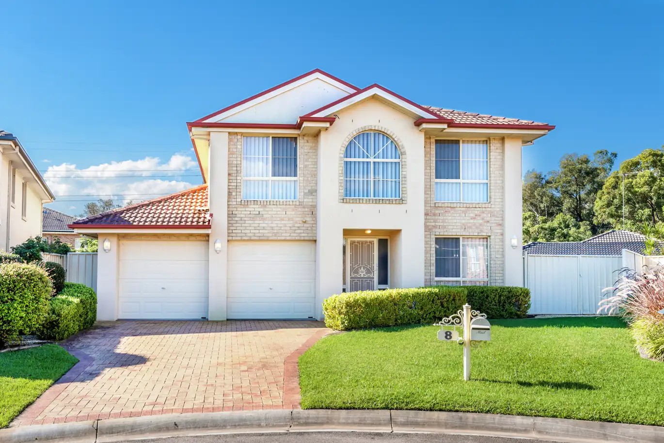 8 Waterford Way, Glenmore Park, NSW 2745