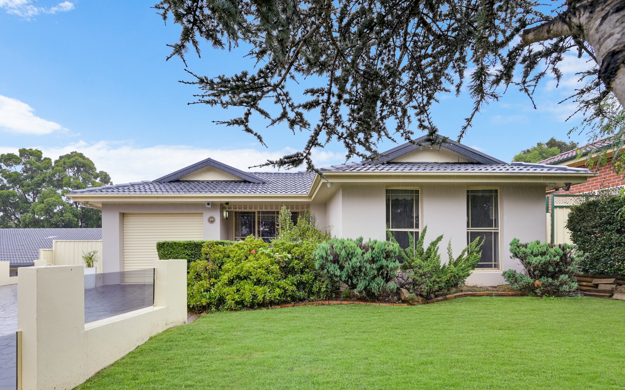 15 Stenhouse Drive, Mount Annan, NSW 2567