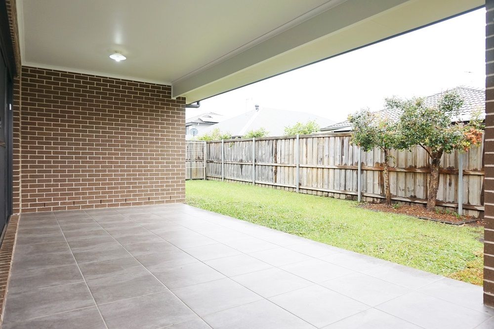 83 Binyang Avenue, Glenmore Park, NSW