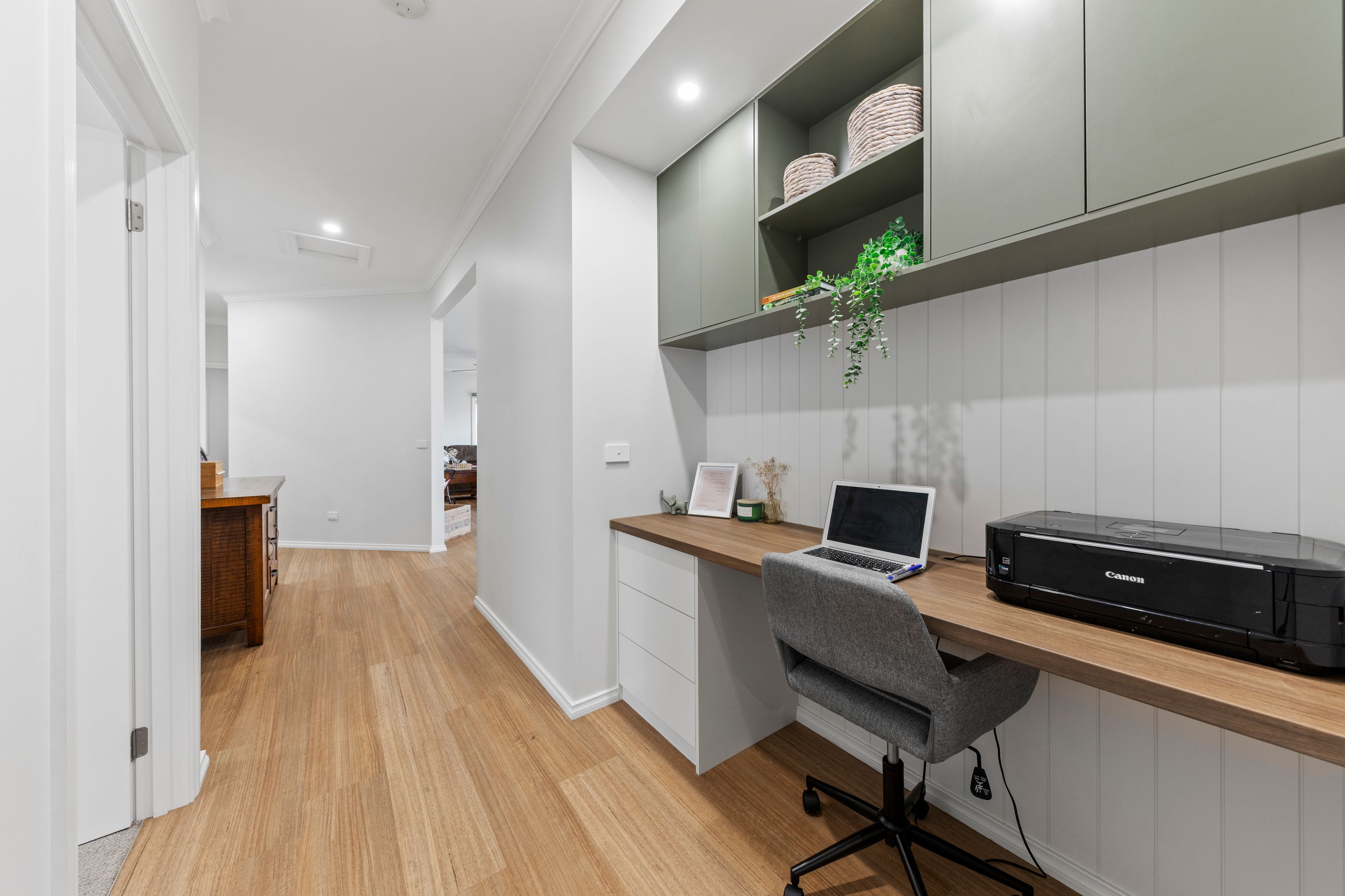 20 Overland Rise — photo 17 of 30
