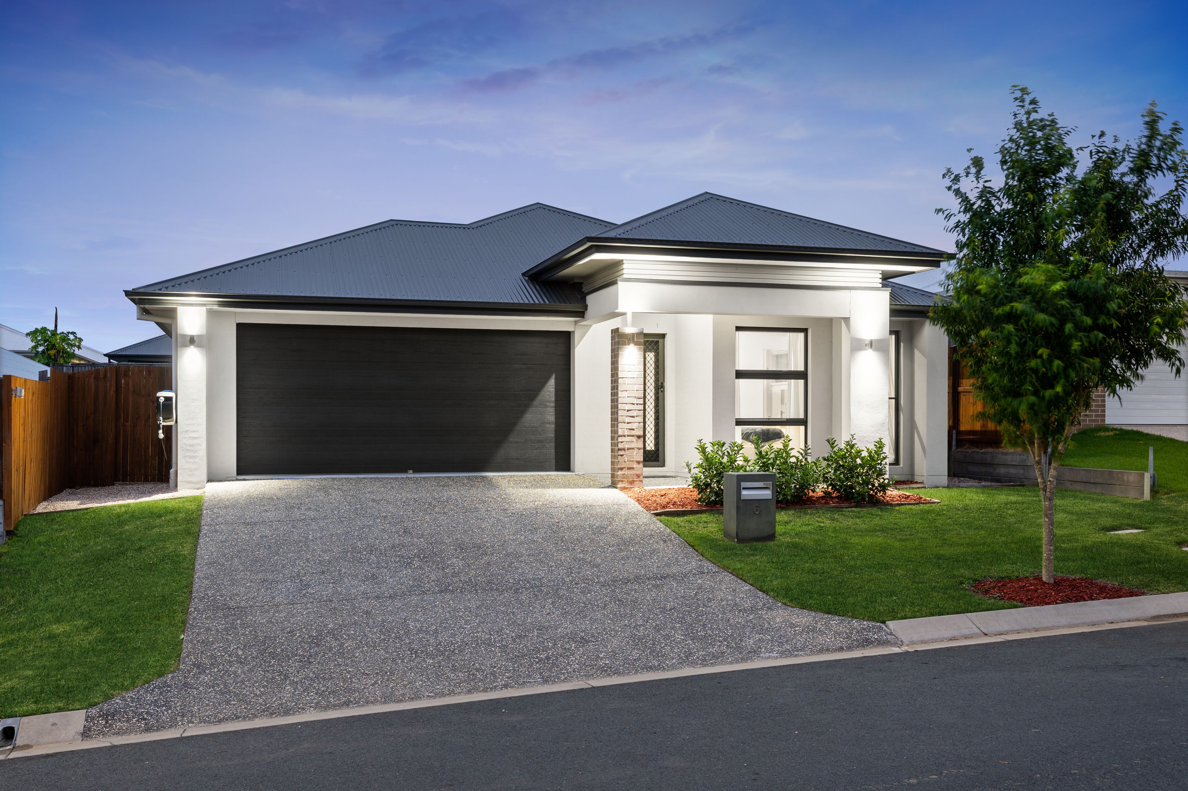 6 Scheyville Crescent, South Ripley QLD 4306