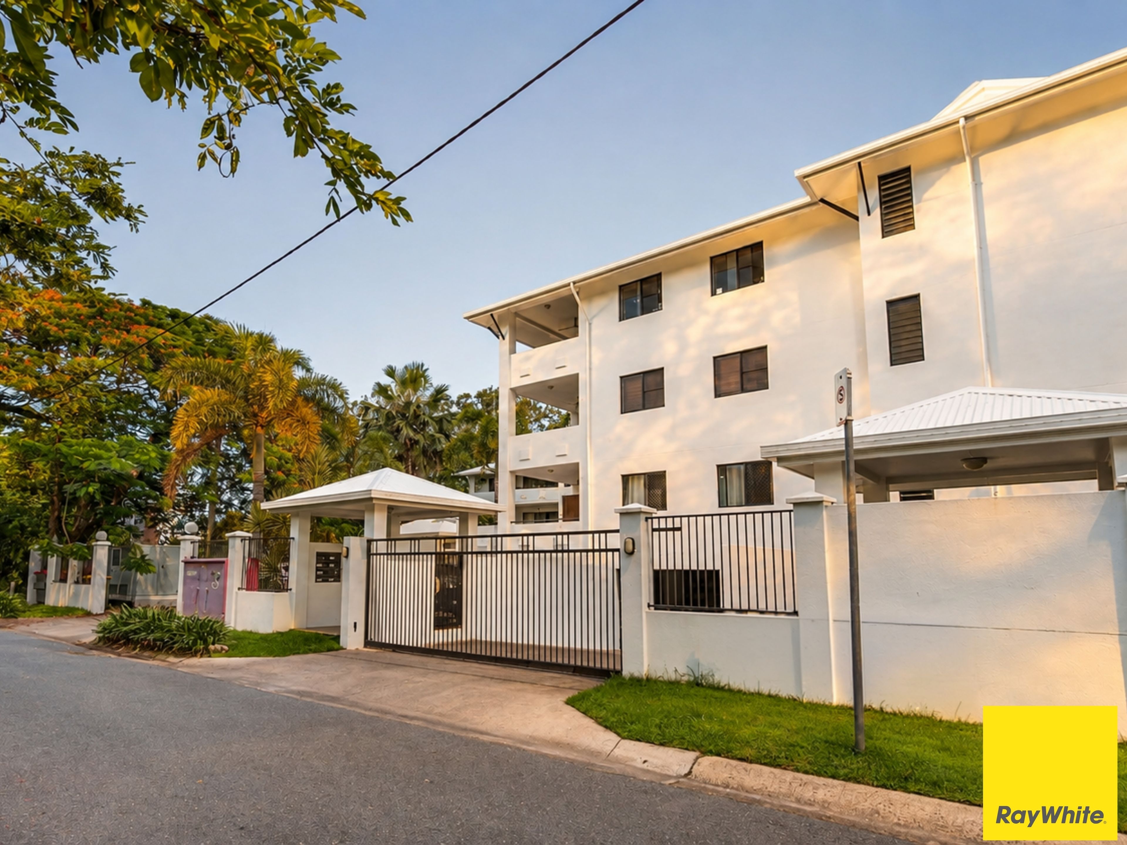1/3-7 Nellie Street — photo 12 of 15