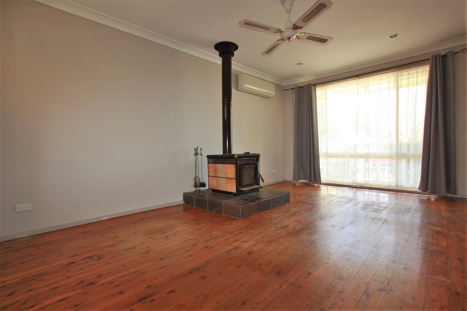 3 Dowling Street, Leumeah, NSW 2560