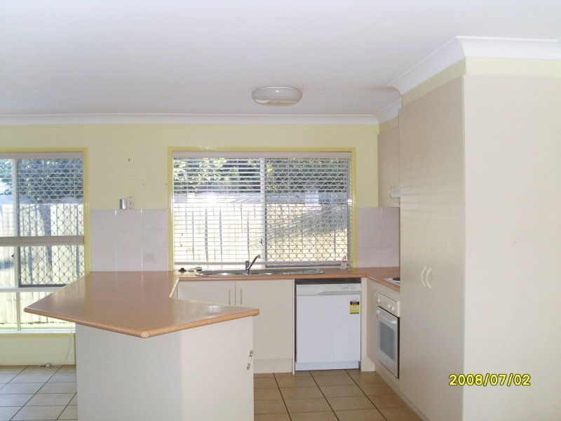 6 Grevillea Place, Bridgeman Downs, QLD 4035